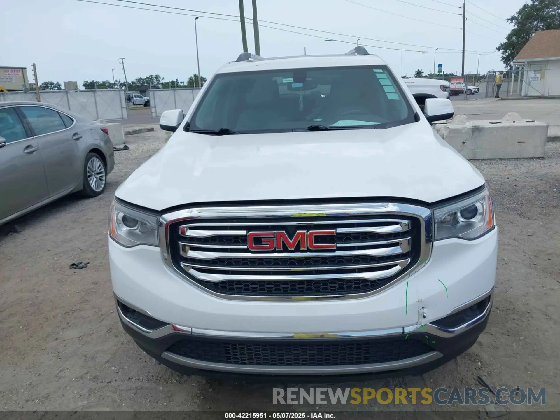 13 Photograph of a damaged car 1GKKNMLS1KZ229353 GMC ACADIA 2019