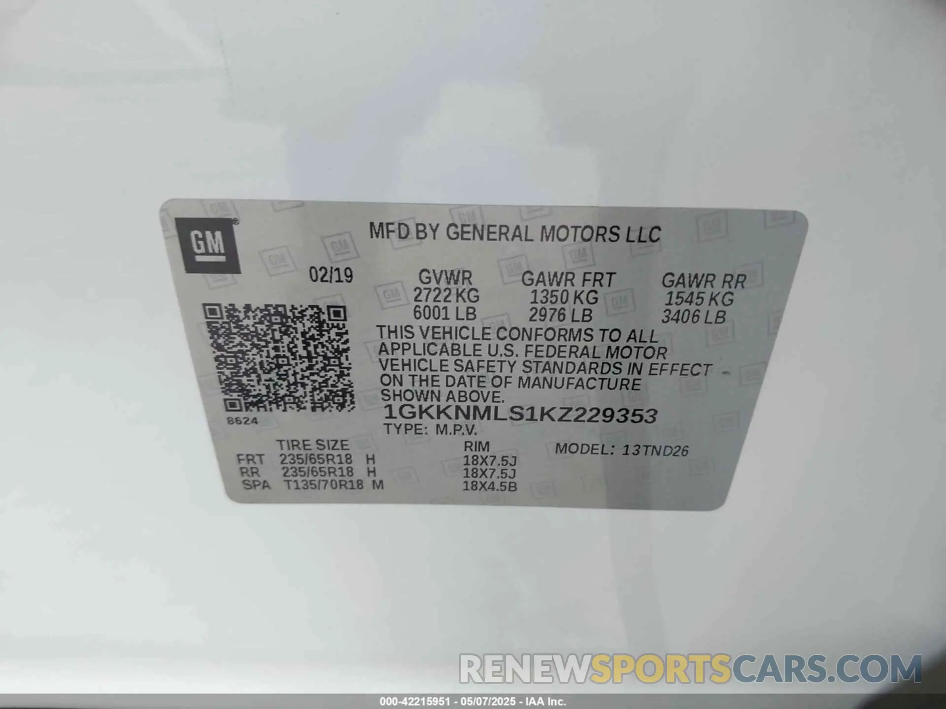 9 Photograph of a damaged car 1GKKNMLS1KZ229353 GMC ACADIA 2019
