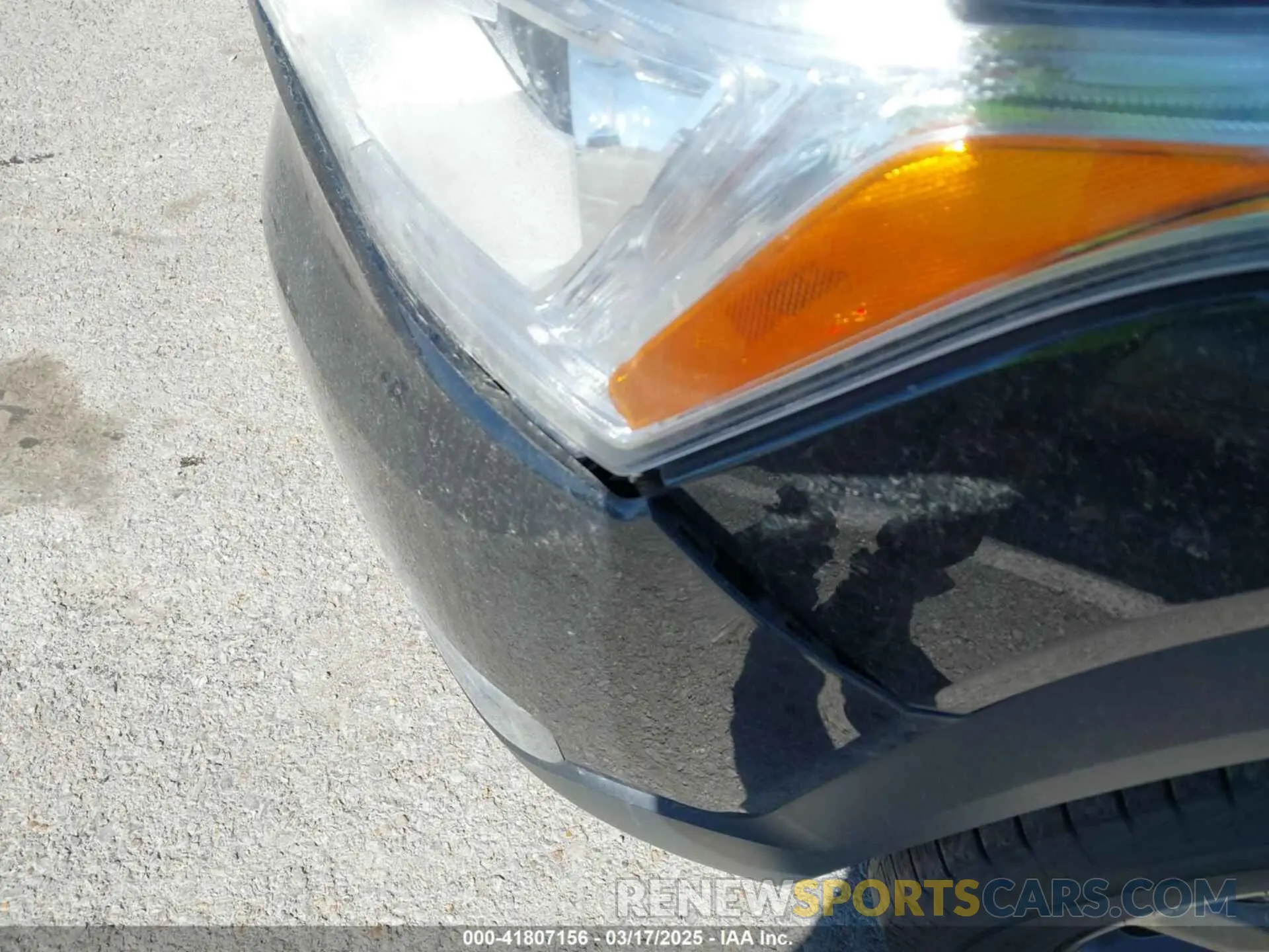 6 Photograph of a damaged car 1GKKNMLS1KZ274602 GMC ACADIA 2019