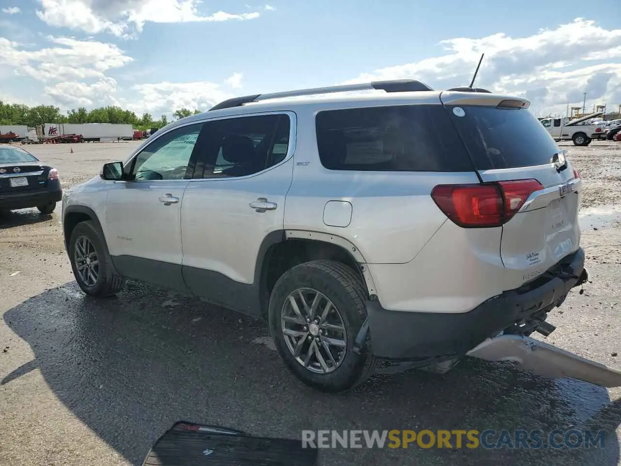 2 Photograph of a damaged car 1GKKNMLS2KZ265777 GMC ACADIA 2019