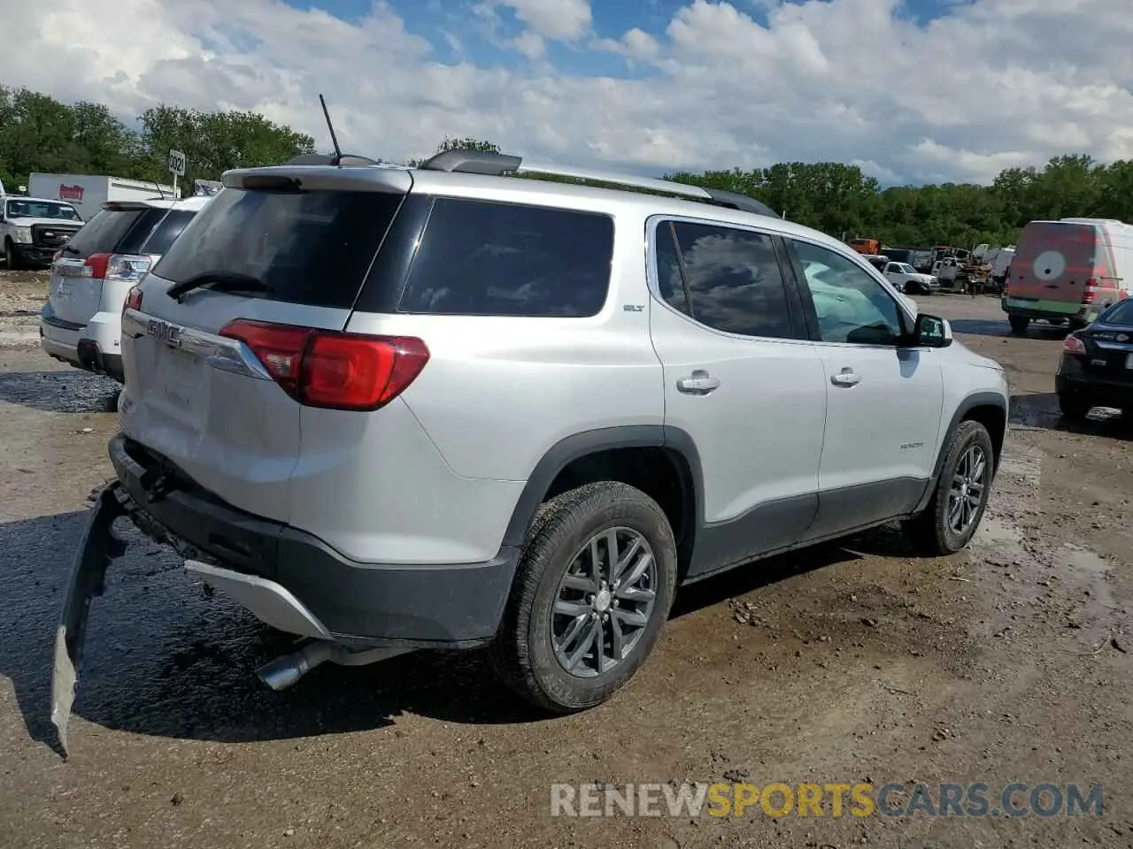 3 Photograph of a damaged car 1GKKNMLS2KZ265777 GMC ACADIA 2019