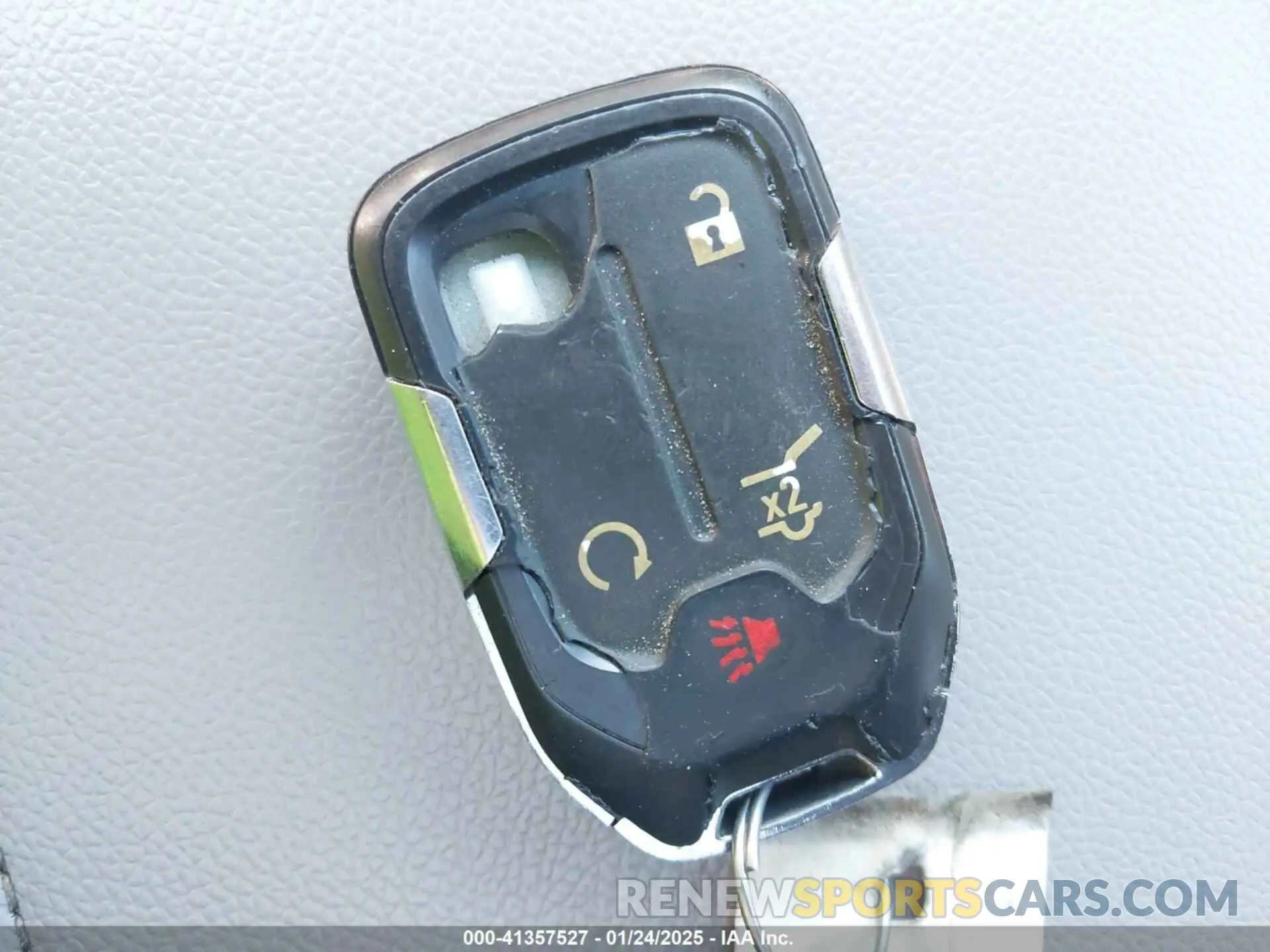 11 Photograph of a damaged car 1GKKNMLS3KZ153327 GMC ACADIA 2019
