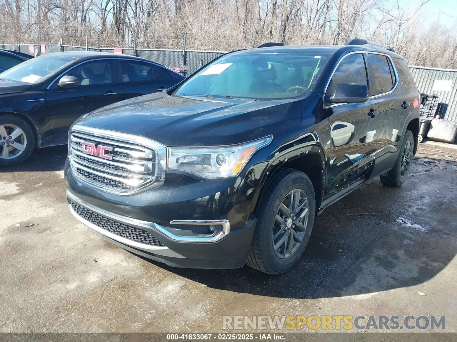 2 Photograph of a damaged car 1GKKNMLS3KZ155031 GMC ACADIA 2019