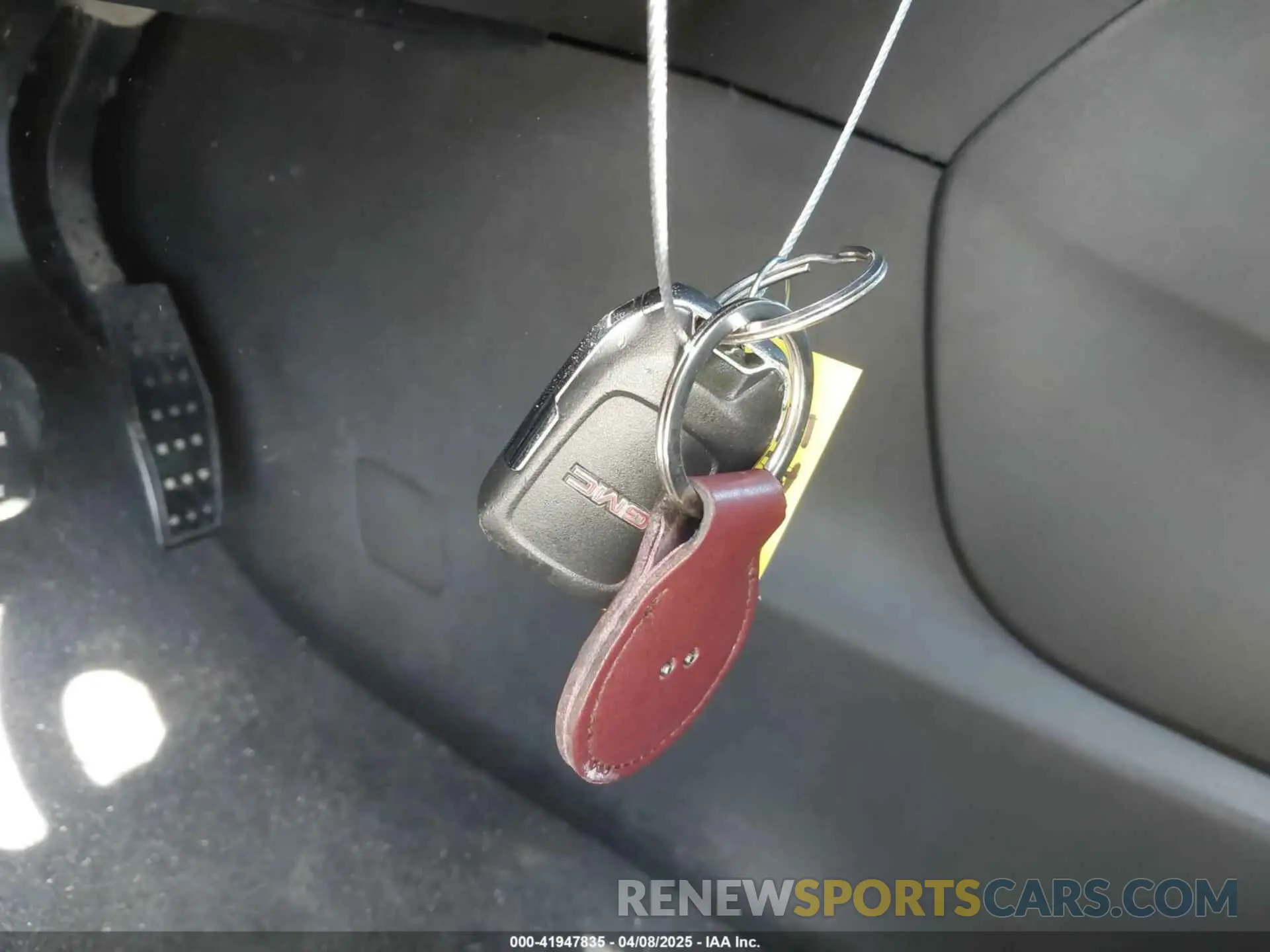 11 Photograph of a damaged car 1GKKNMLS3KZ231752 GMC ACADIA 2019