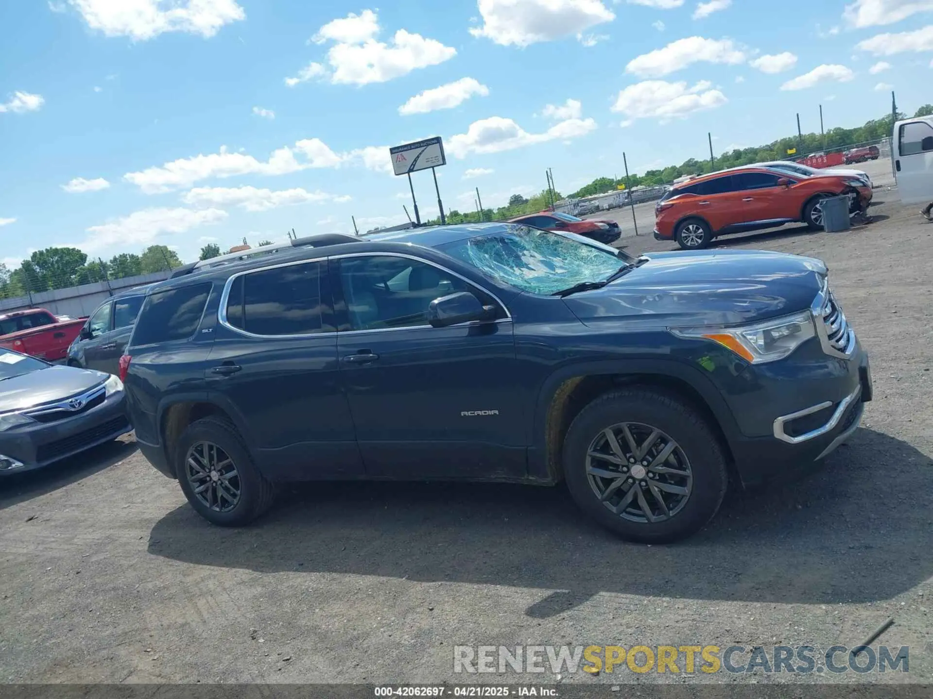 14 Photograph of a damaged car 1GKKNMLS3KZ288114 GMC ACADIA 2019