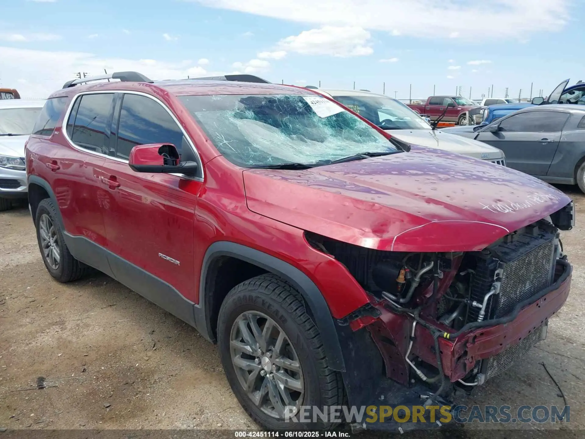 1 Photograph of a damaged car 1GKKNMLS4KZ200364 GMC ACADIA 2019