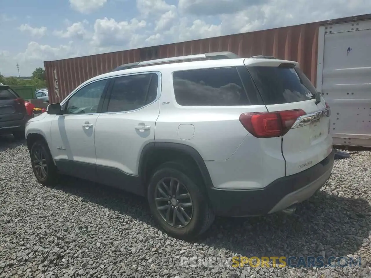 2 Photograph of a damaged car 1GKKNMLS4KZ271175 GMC ACADIA 2019