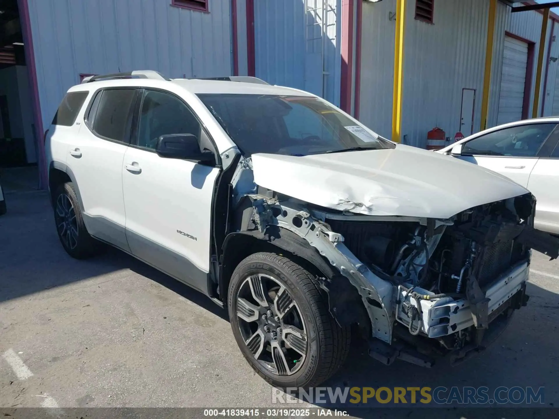 13 Photograph of a damaged car 1GKKNMLS5KZ212989 GMC ACADIA 2019