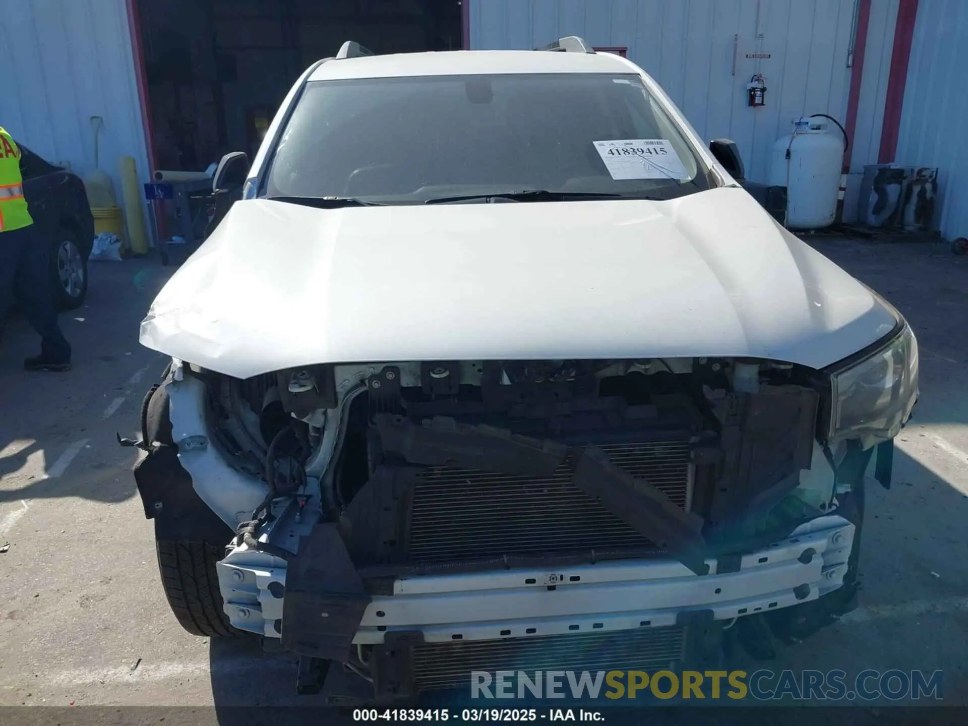 6 Photograph of a damaged car 1GKKNMLS5KZ212989 GMC ACADIA 2019