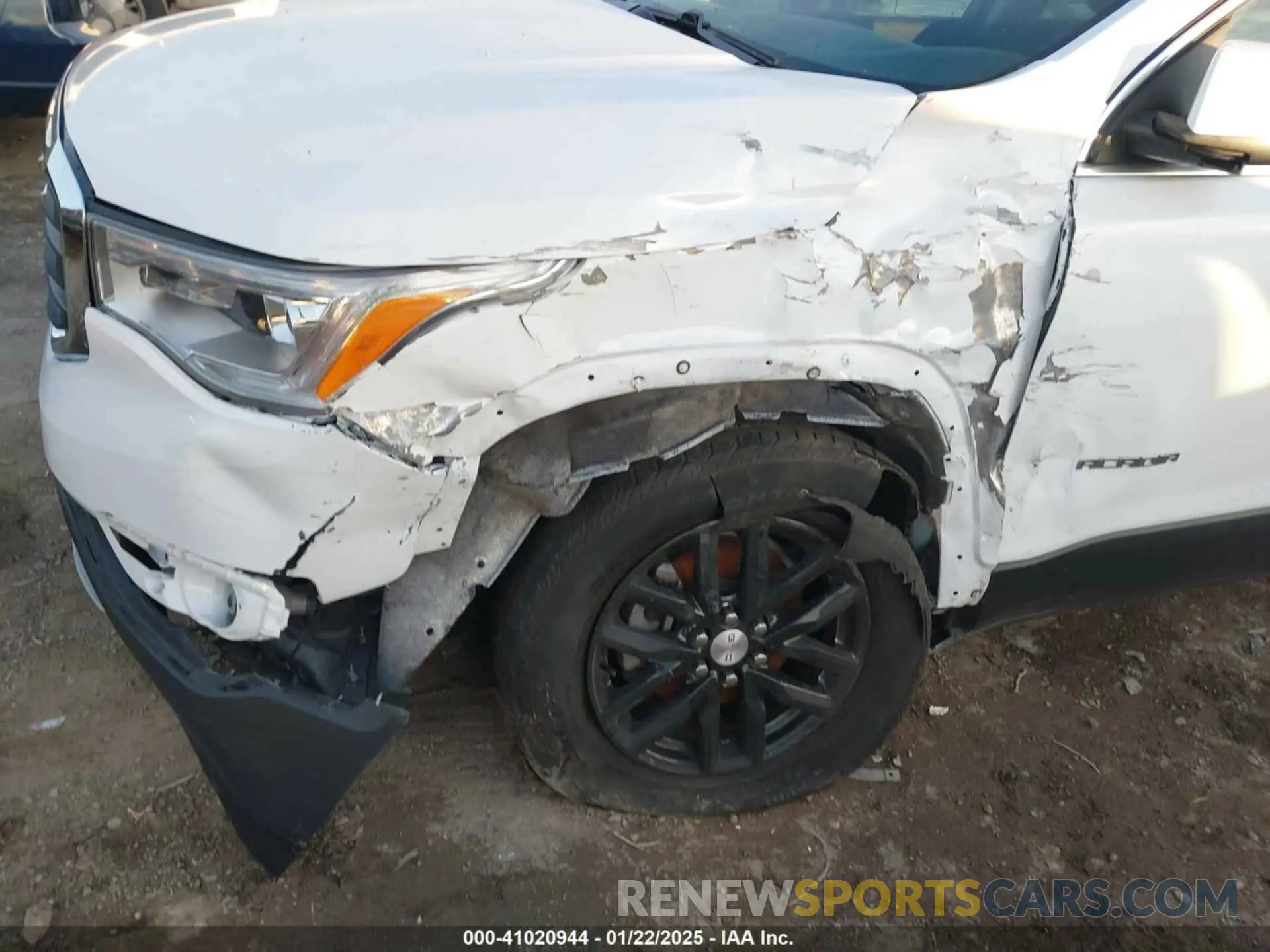 6 Photograph of a damaged car 1GKKNMLS6KZ210684 GMC ACADIA 2019