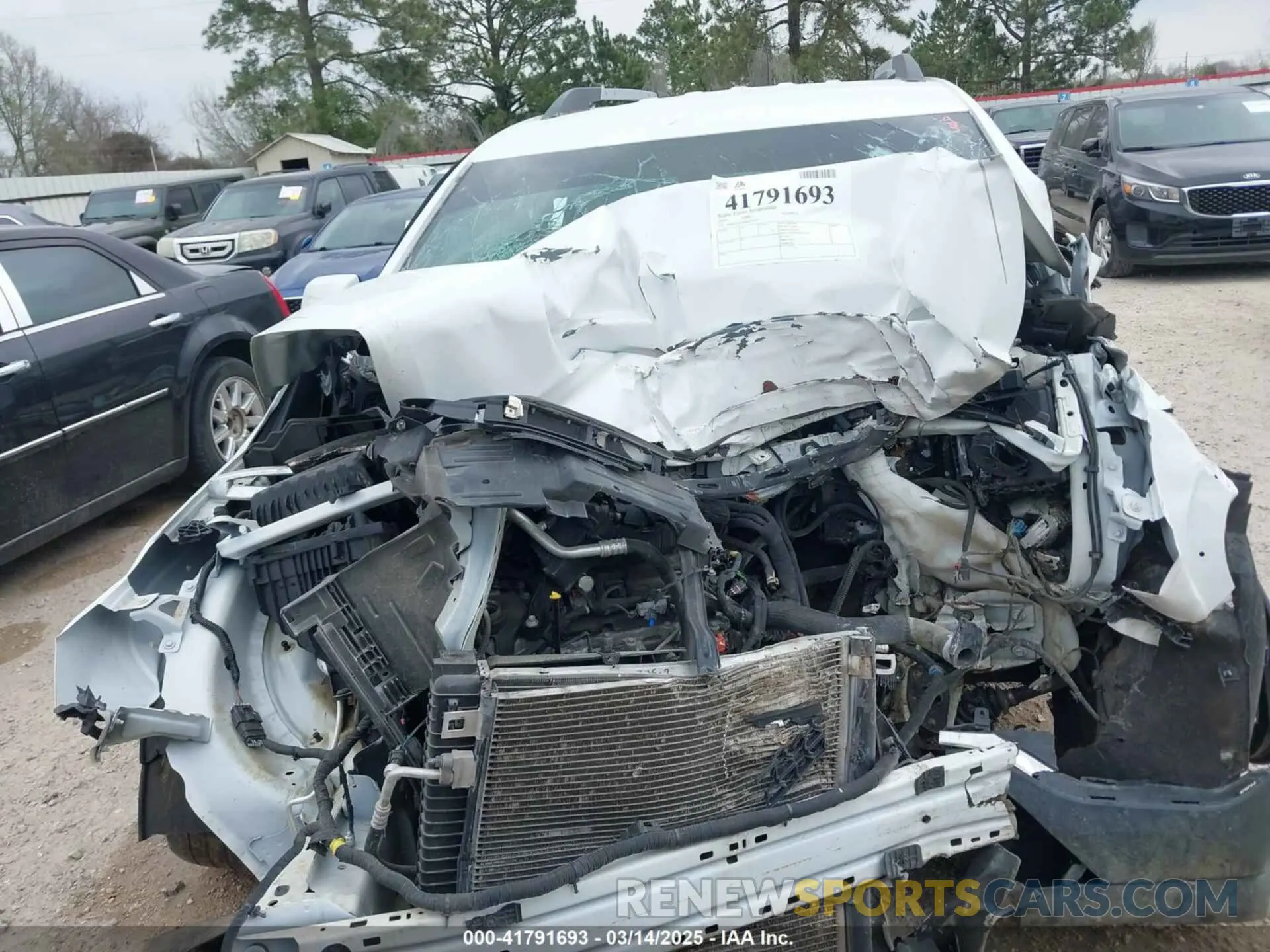 12 Photograph of a damaged car 1GKKNMLS6KZ256712 GMC ACADIA 2019