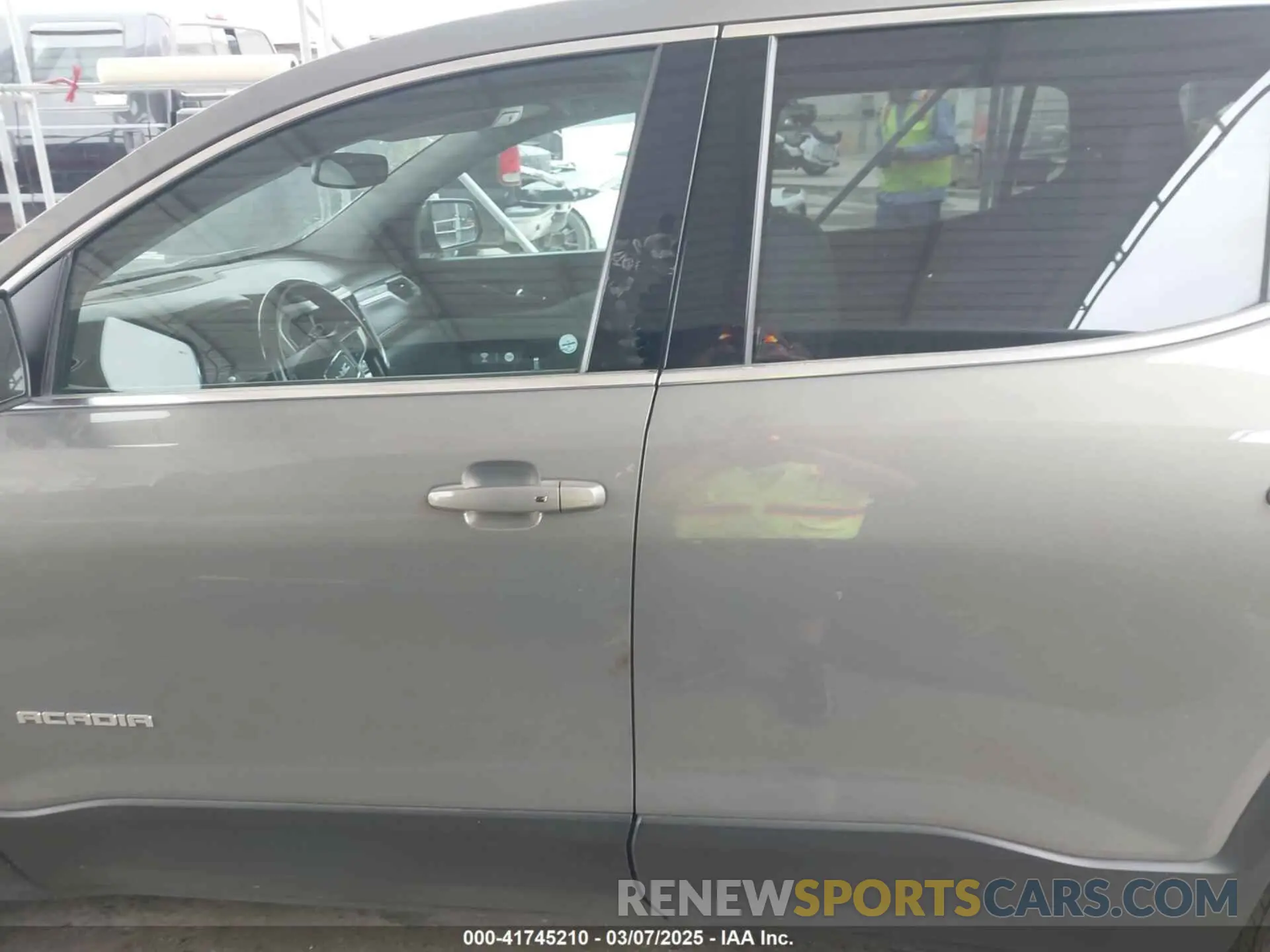 13 Photograph of a damaged car 1GKKNMLS8KZ130657 GMC ACADIA 2019