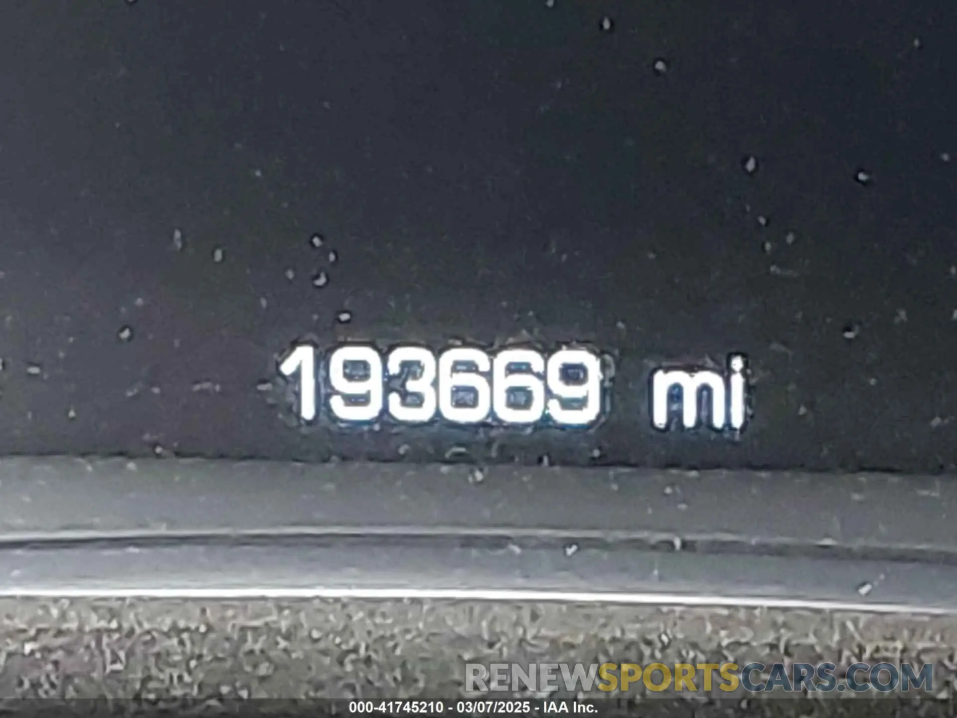 14 Photograph of a damaged car 1GKKNMLS8KZ130657 GMC ACADIA 2019