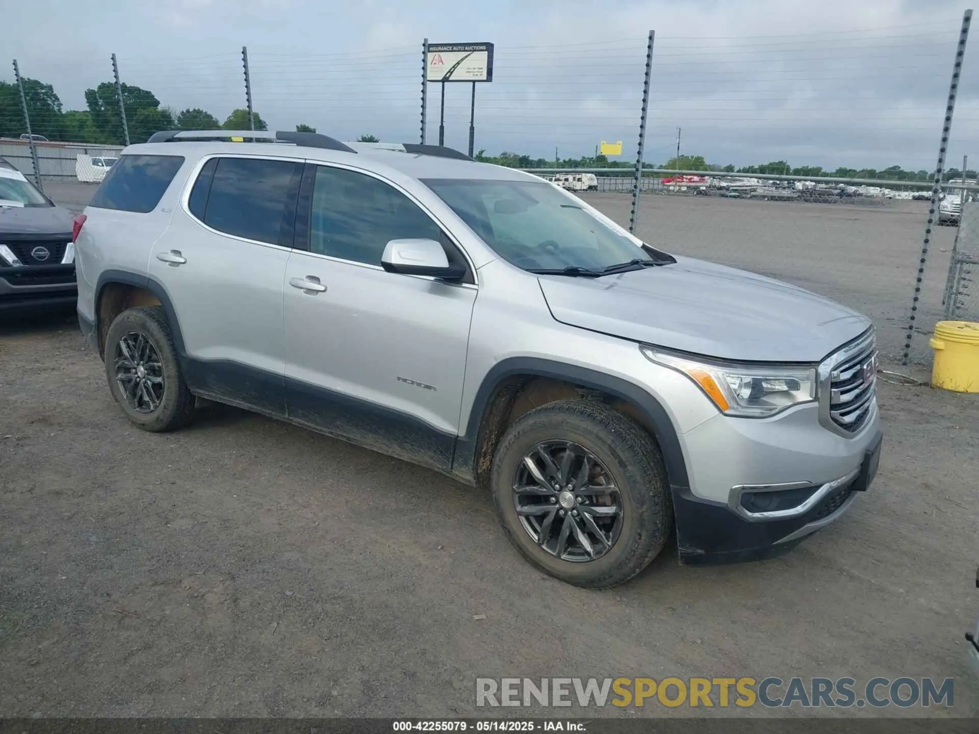 1 Photograph of a damaged car 1GKKNMLS8KZ253410 GMC ACADIA 2019