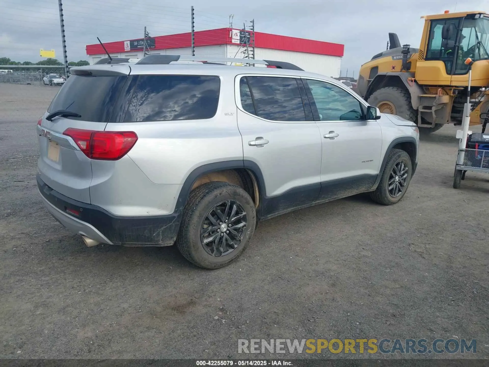 4 Photograph of a damaged car 1GKKNMLS8KZ253410 GMC ACADIA 2019