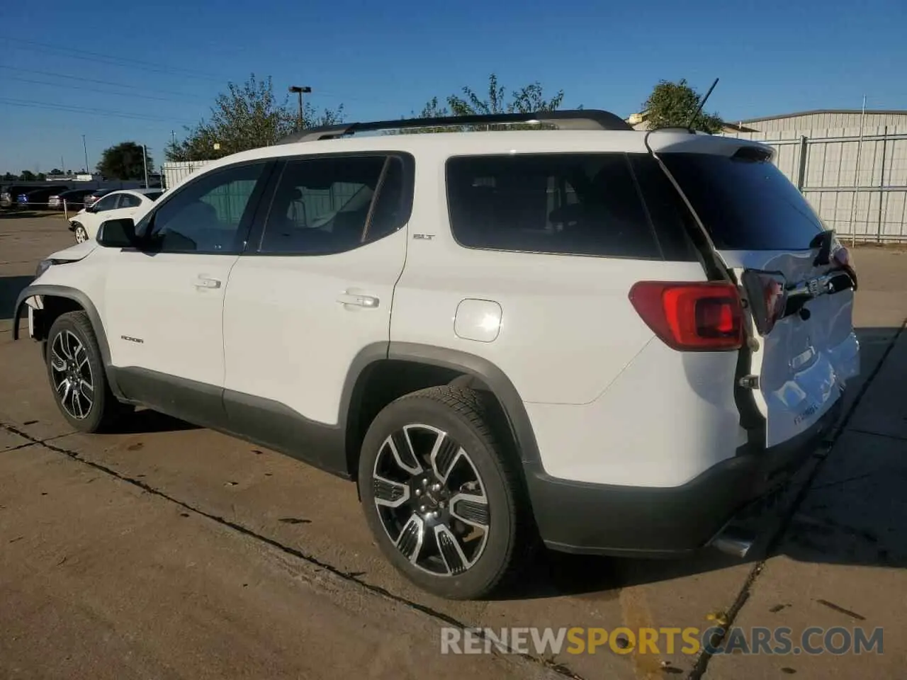 2 Photograph of a damaged car 1GKKNMLS8KZ271535 GMC ACADIA 2019