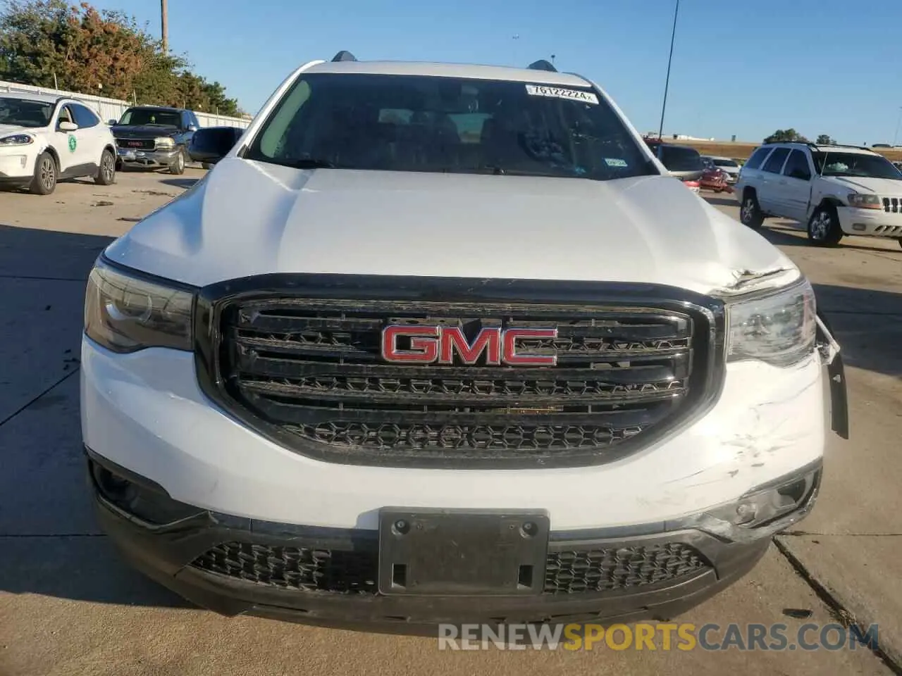5 Photograph of a damaged car 1GKKNMLS8KZ271535 GMC ACADIA 2019