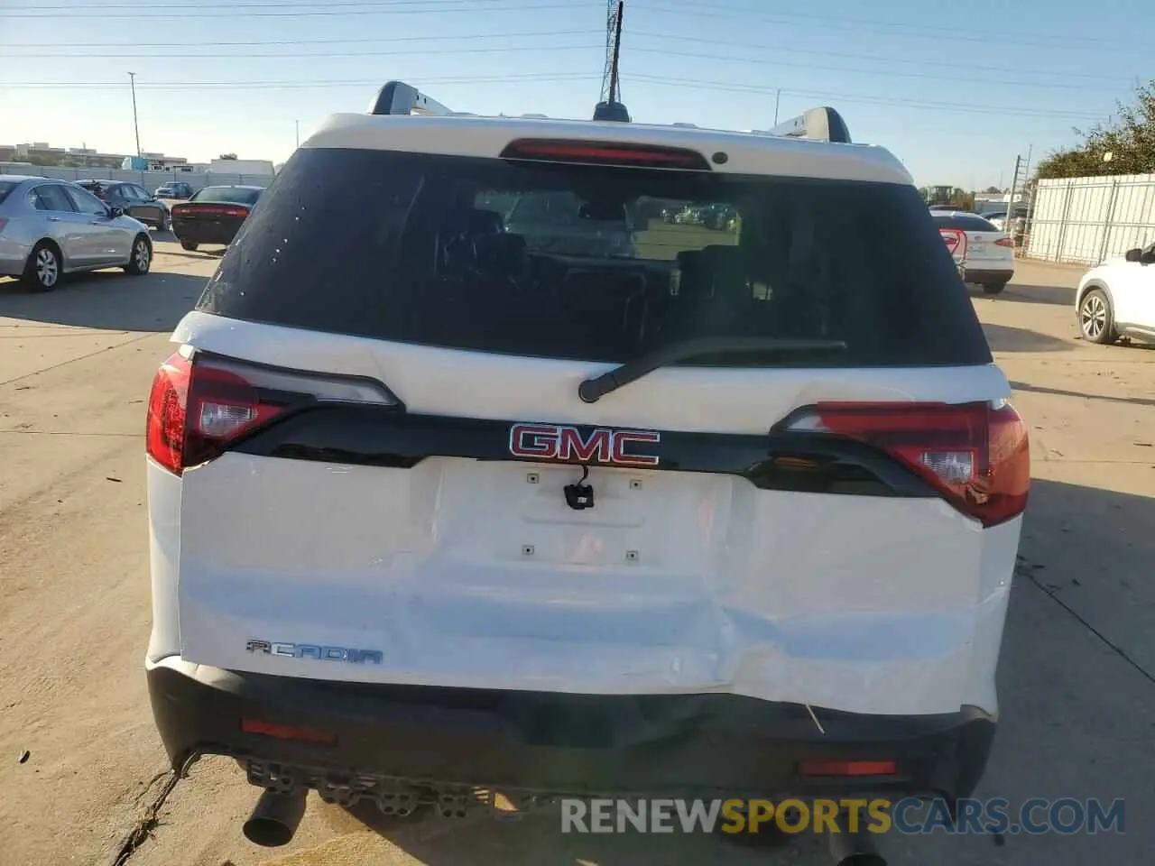 6 Photograph of a damaged car 1GKKNMLS8KZ271535 GMC ACADIA 2019