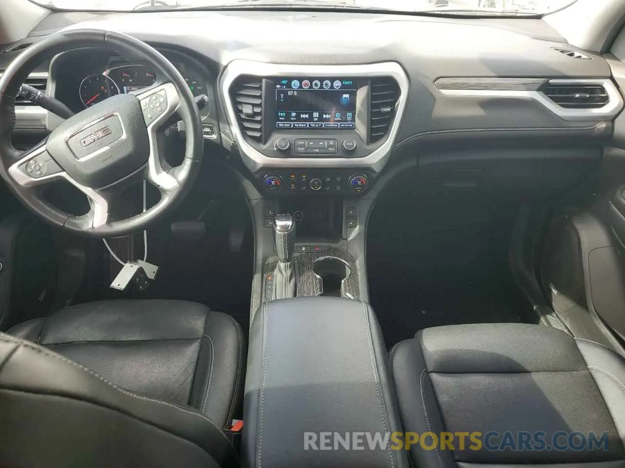 8 Photograph of a damaged car 1GKKNMLS9KZ164235 GMC ACADIA 2019