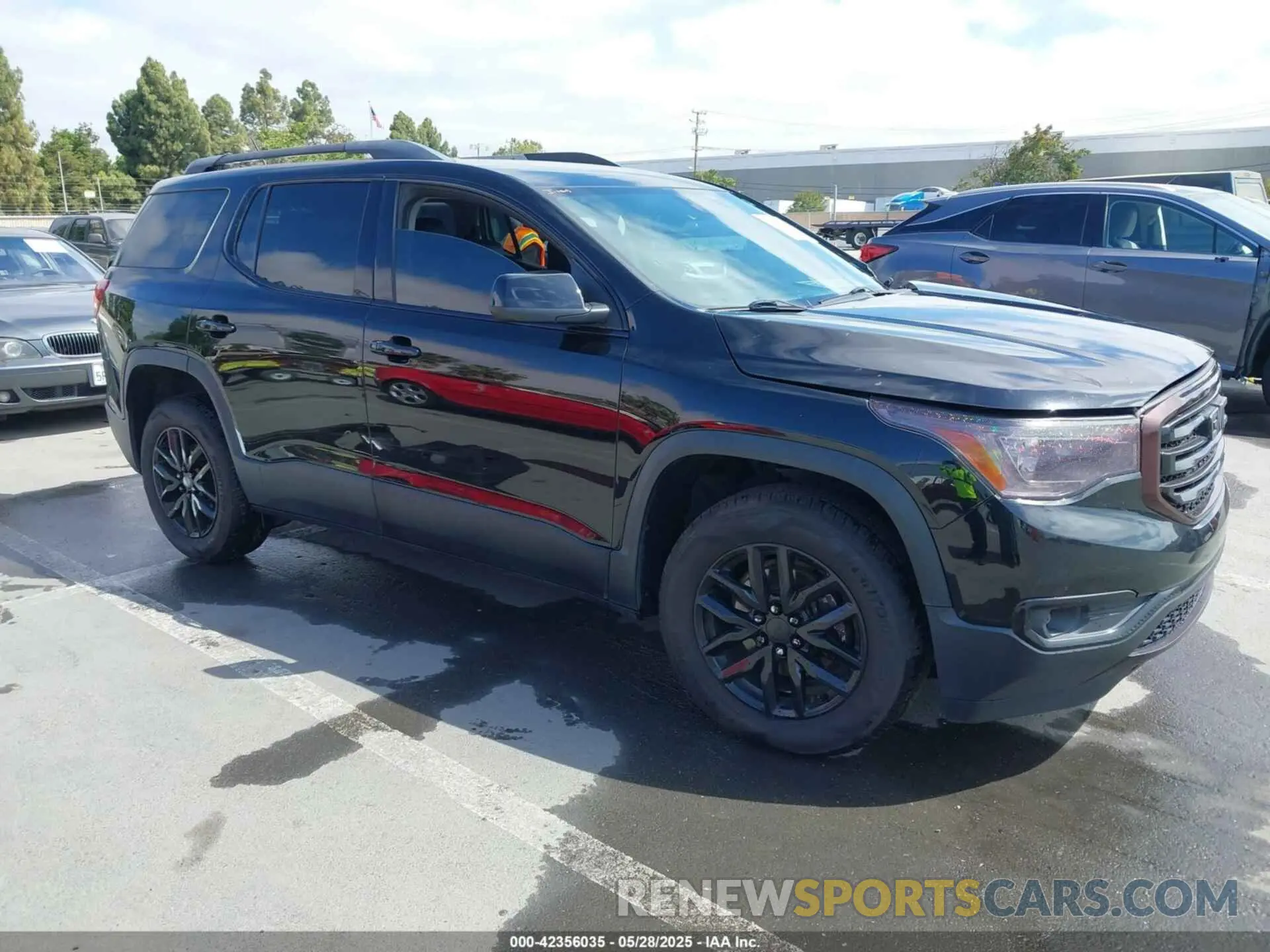 1 Photograph of a damaged car 1GKKNMLS9KZ183299 GMC ACADIA 2019
