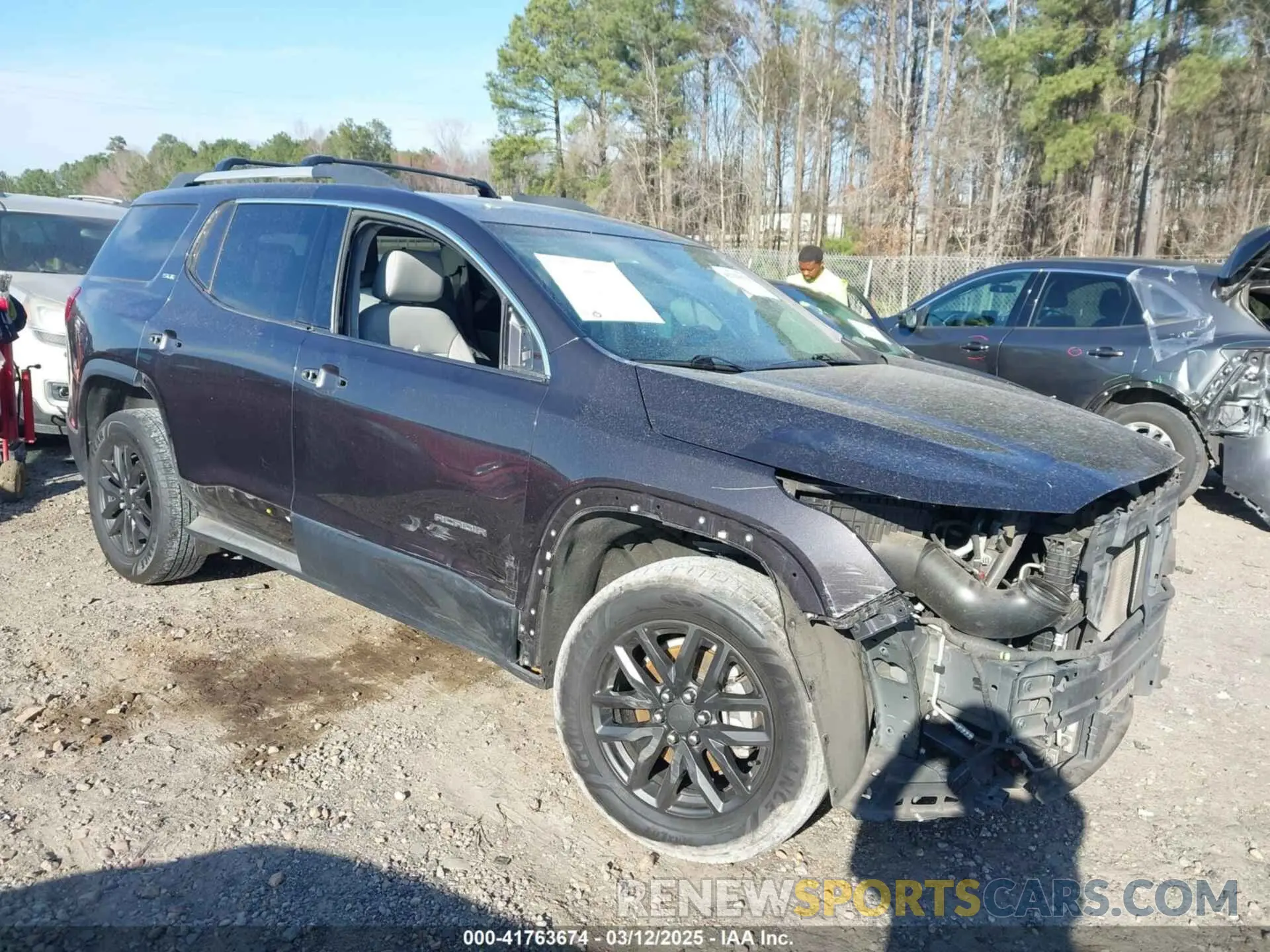 1 Photograph of a damaged car 1GKKNMLSXKZ175227 GMC ACADIA 2019