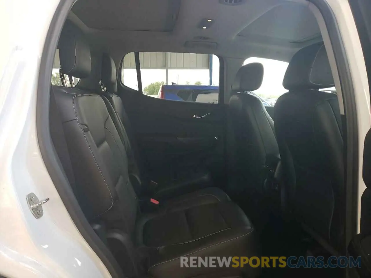 11 Photograph of a damaged car 1GKKNMLSXKZ293309 GMC ACADIA 2019