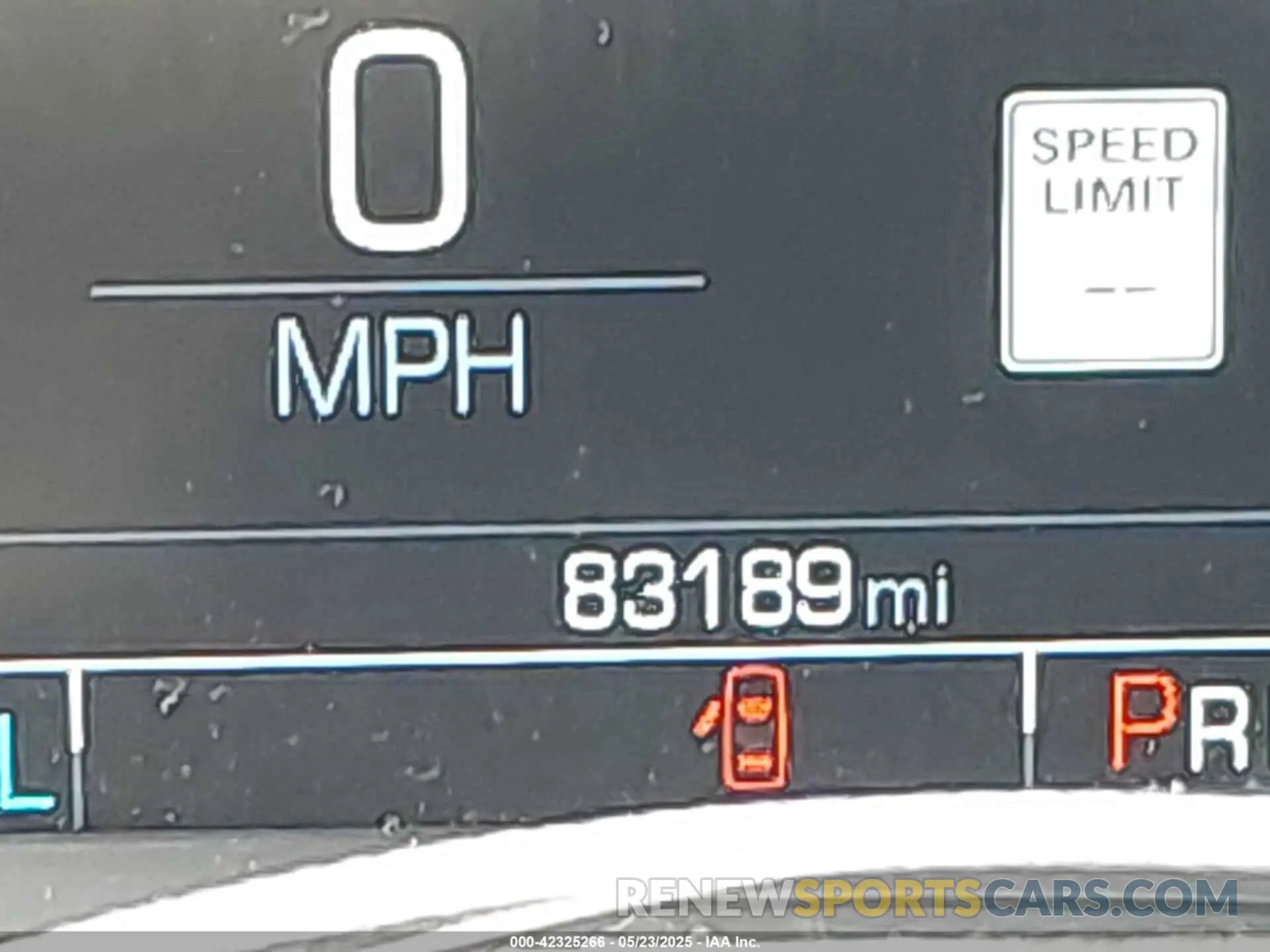 16 Photograph of a damaged car 1GKKNNLS2KZ198975 GMC ACADIA 2019