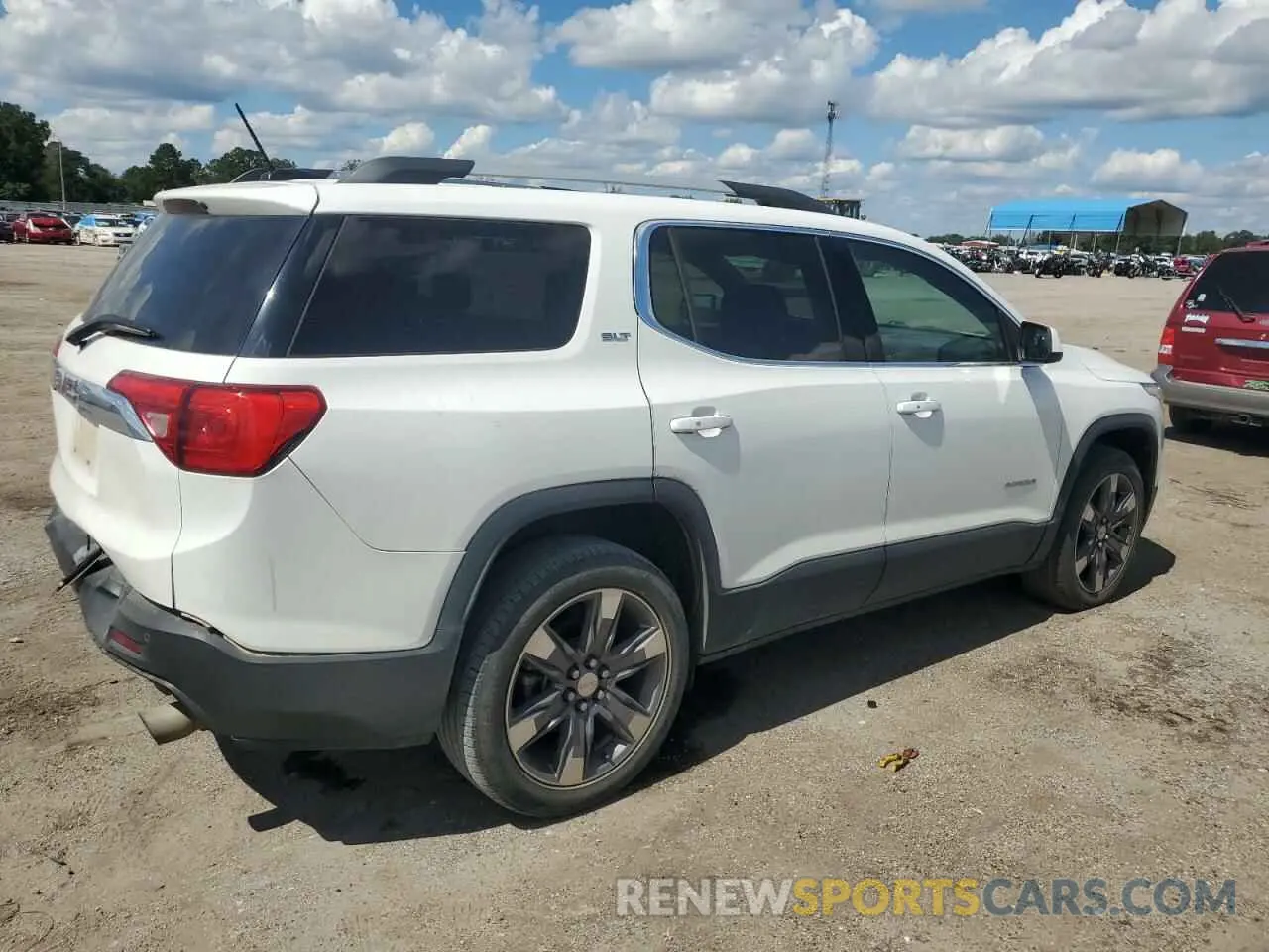 3 Photograph of a damaged car 1GKKNNLS5KZ192328 GMC ACADIA 2019