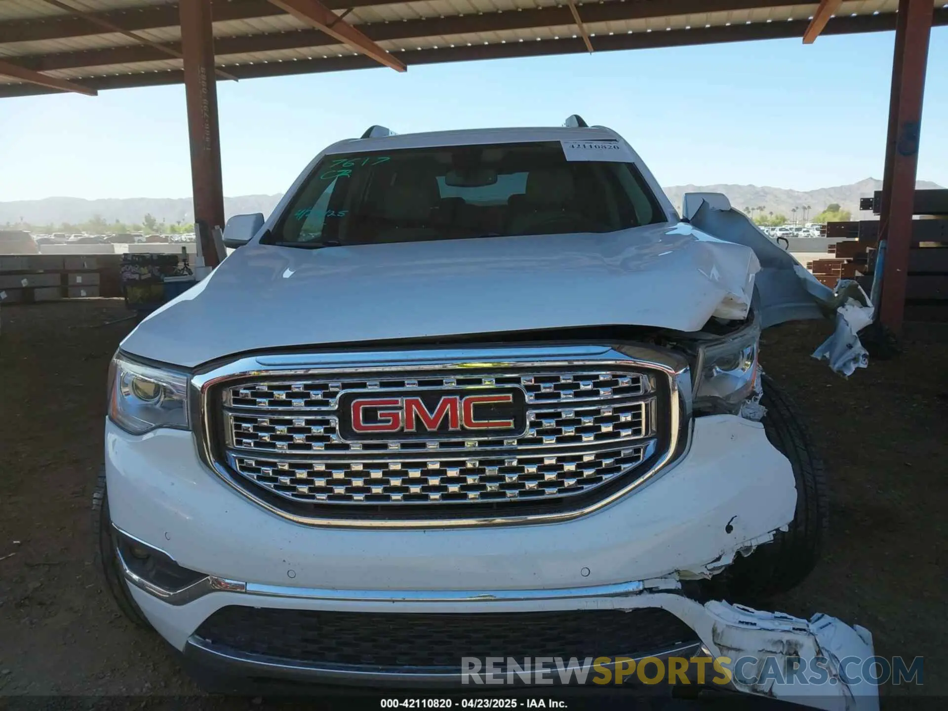12 Photograph of a damaged car 1GKKNPLS4KZ185995 GMC ACADIA 2019