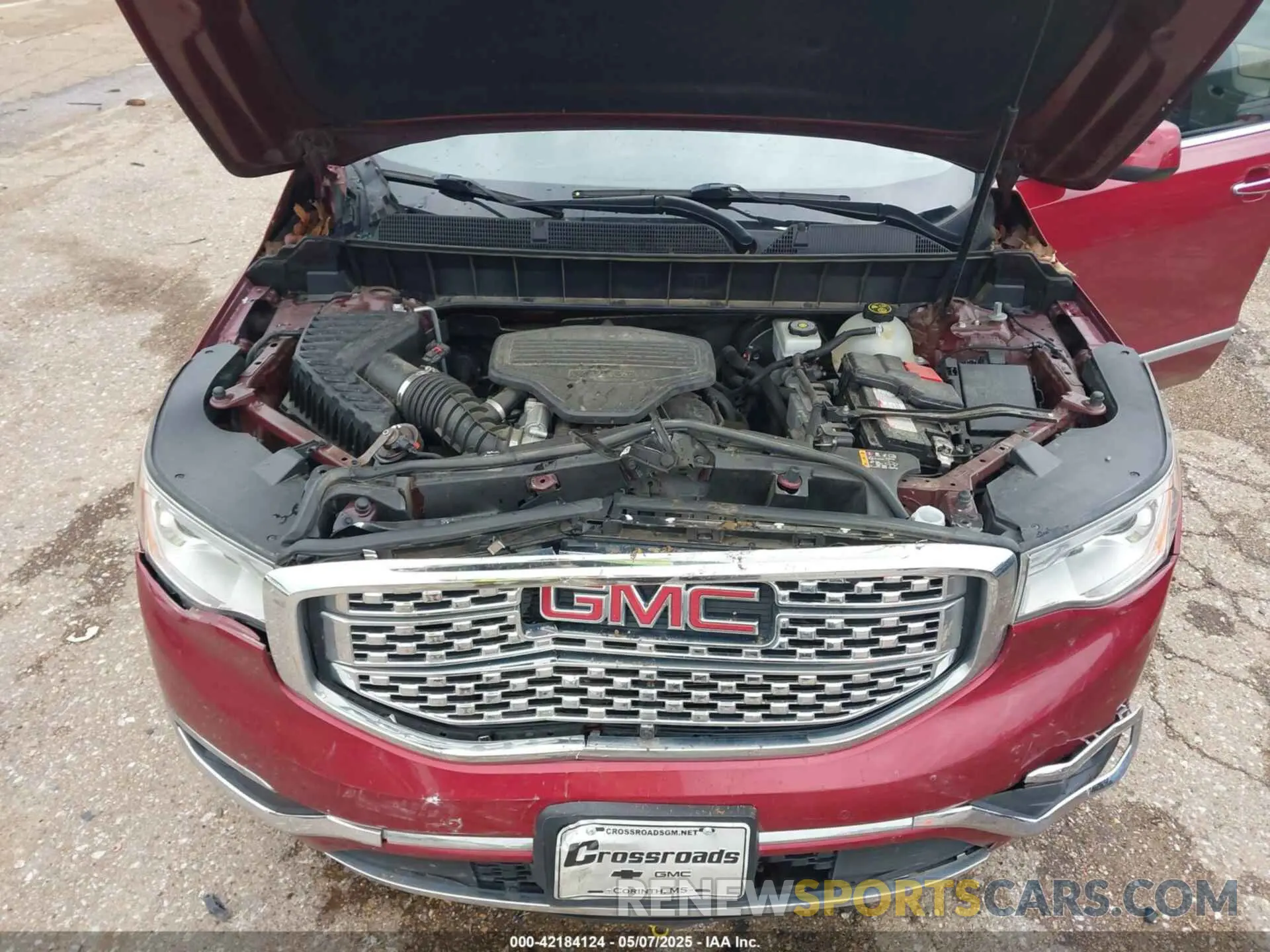 10 Photograph of a damaged car 1GKKNPLS7KZ171315 GMC ACADIA 2019