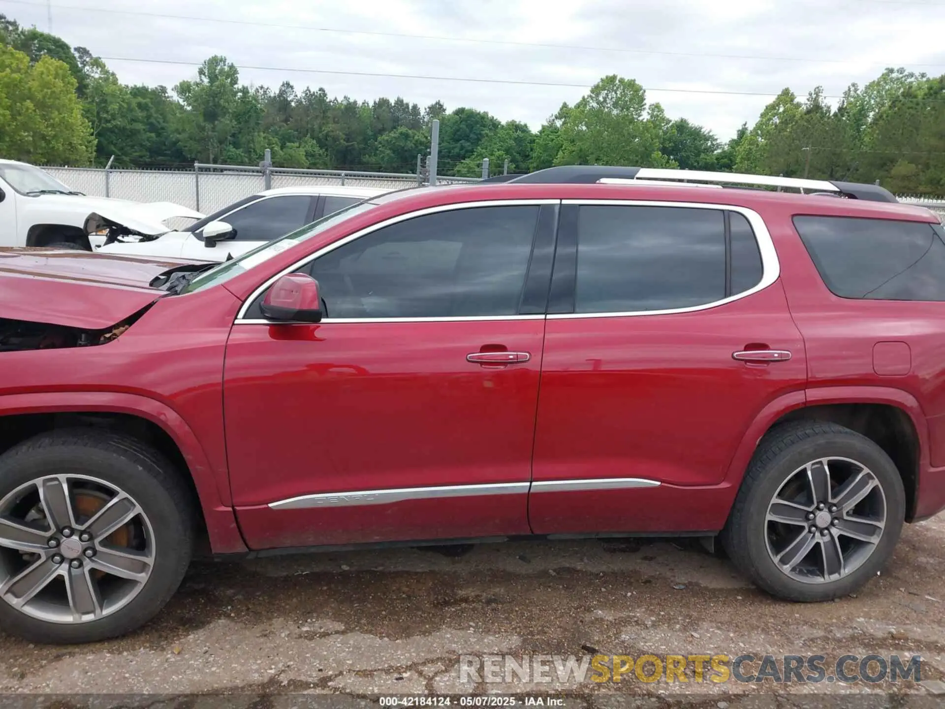 14 Photograph of a damaged car 1GKKNPLS7KZ171315 GMC ACADIA 2019
