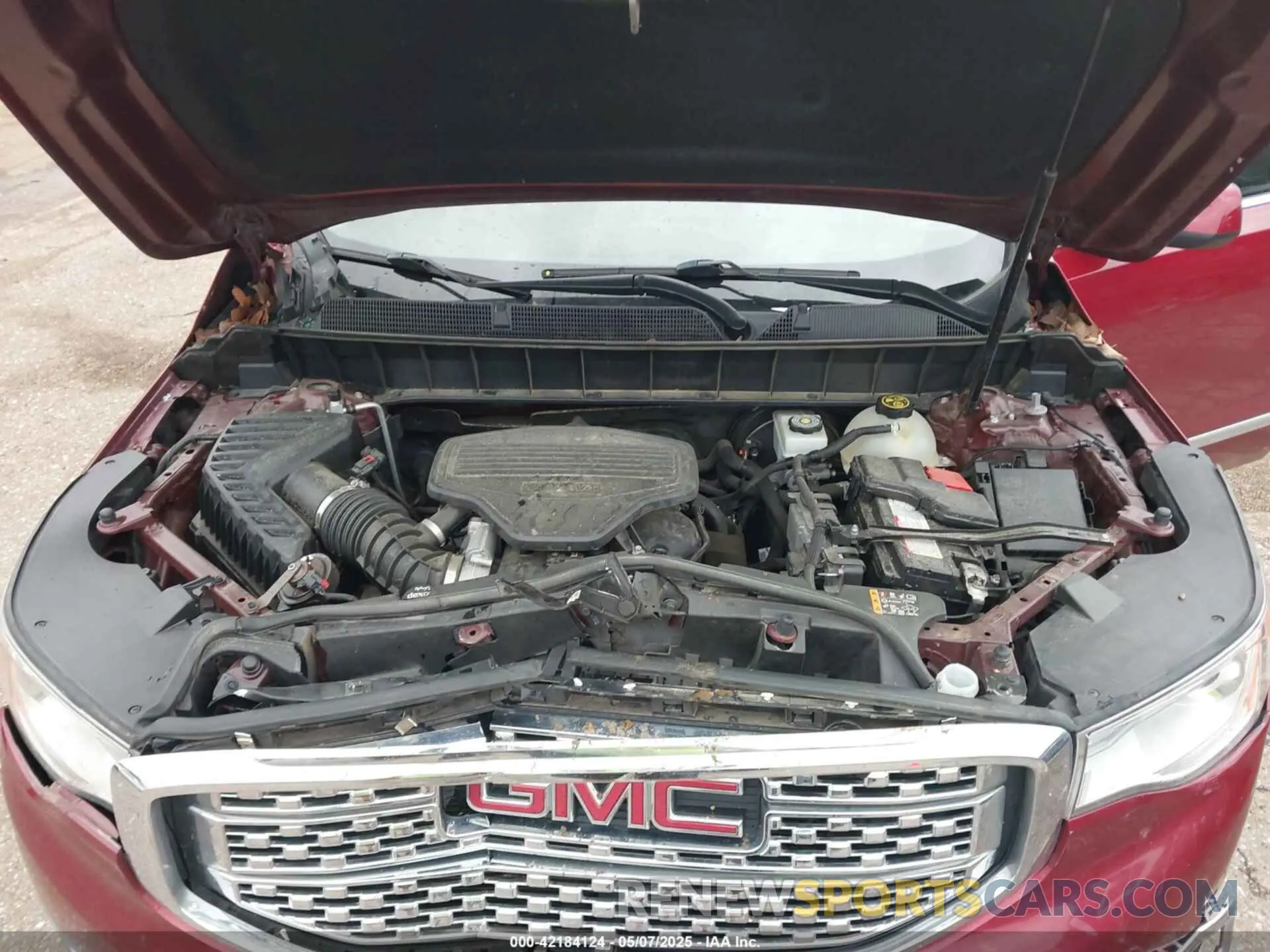 17 Photograph of a damaged car 1GKKNPLS7KZ171315 GMC ACADIA 2019