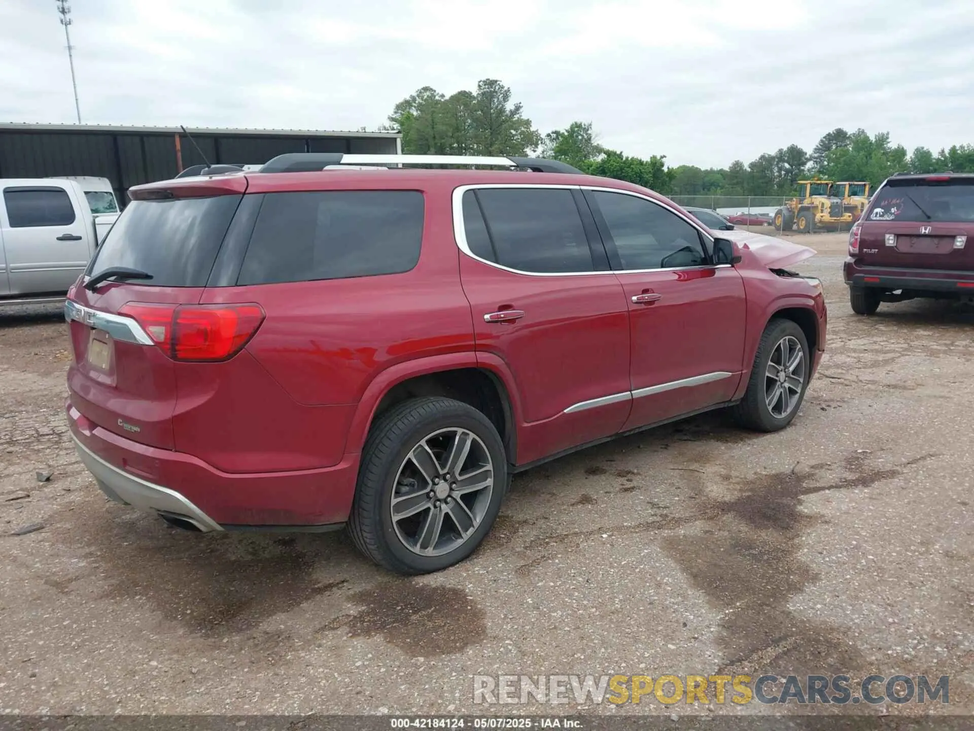 4 Photograph of a damaged car 1GKKNPLS7KZ171315 GMC ACADIA 2019