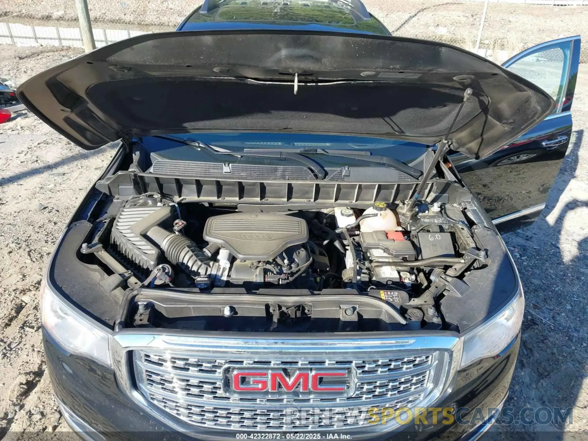 10 Photograph of a damaged car 1GKKNPLSXKZ105292 GMC ACADIA 2019