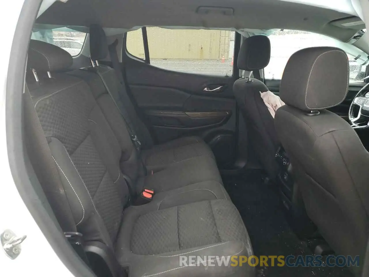 11 Photograph of a damaged car 1GKKNRLA1KZ228207 GMC ACADIA 2019