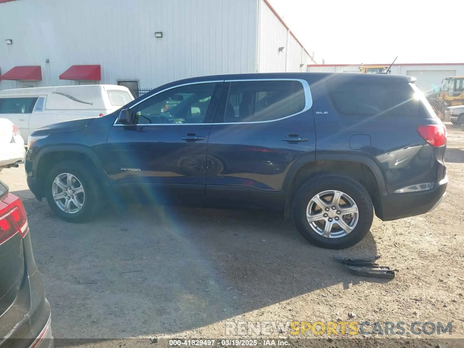 15 Photograph of a damaged car 1GKKNRLA1KZ254550 GMC ACADIA 2019