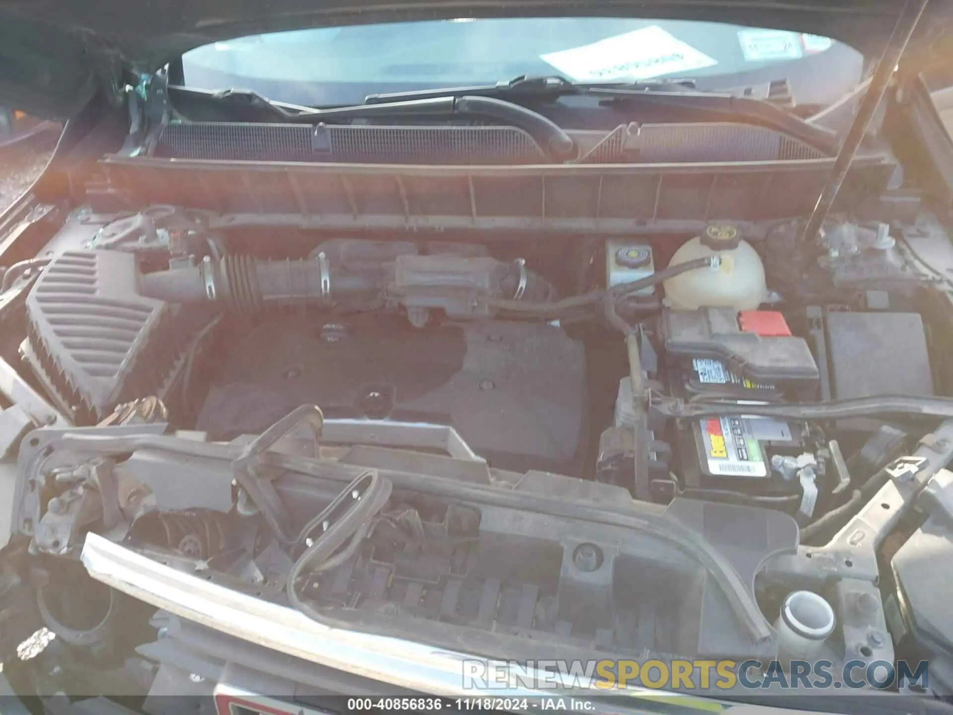 10 Photograph of a damaged car 1GKKNRLA2KZ170575 GMC ACADIA 2019