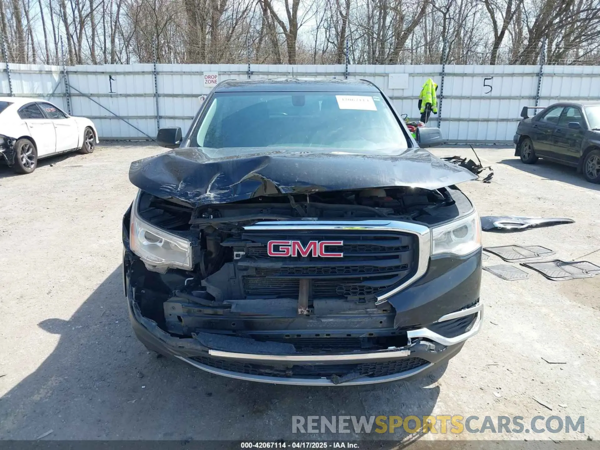 12 Photograph of a damaged car 1GKKNRLA4KZ148111 GMC ACADIA 2019