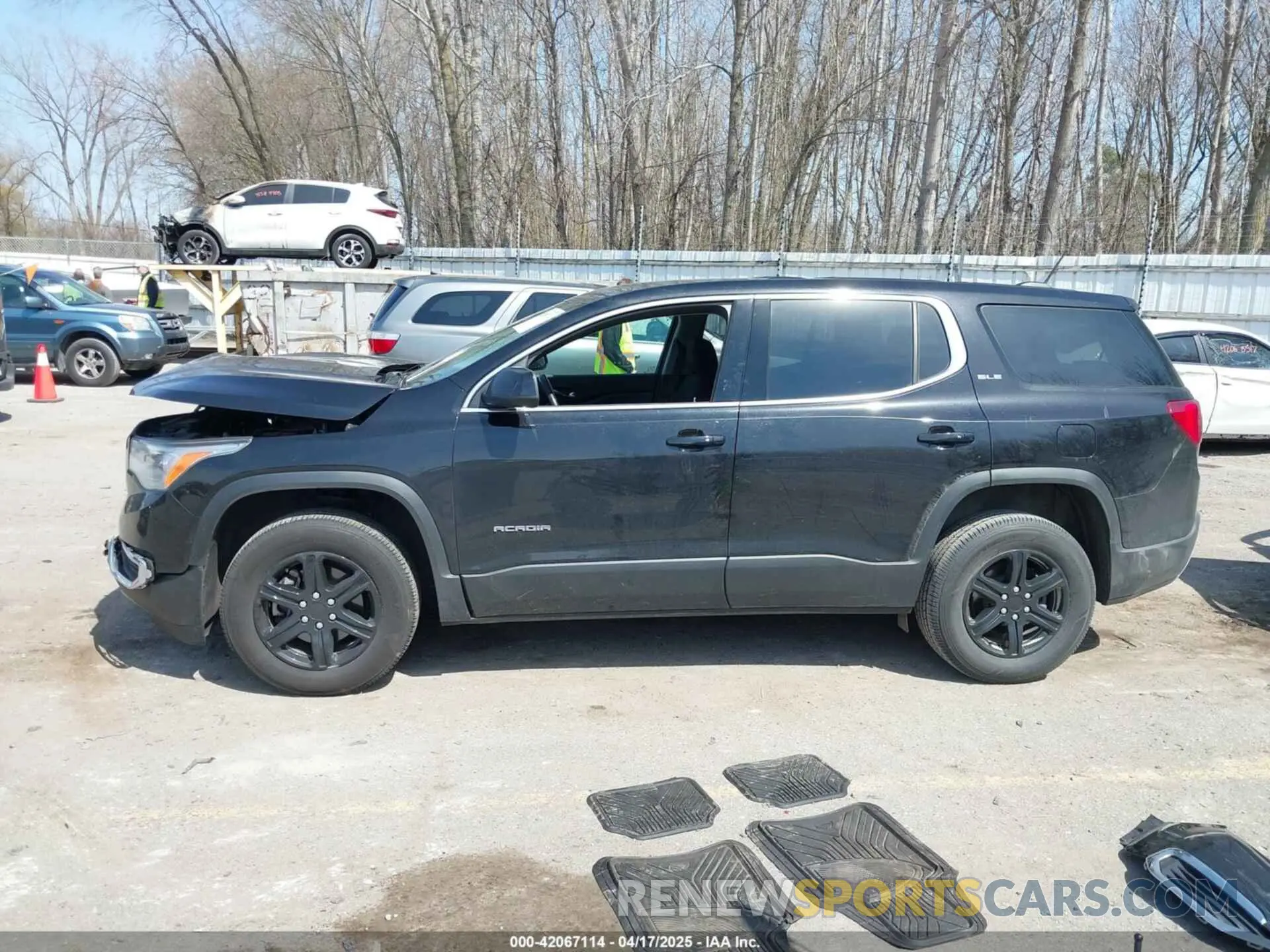 14 Photograph of a damaged car 1GKKNRLA4KZ148111 GMC ACADIA 2019