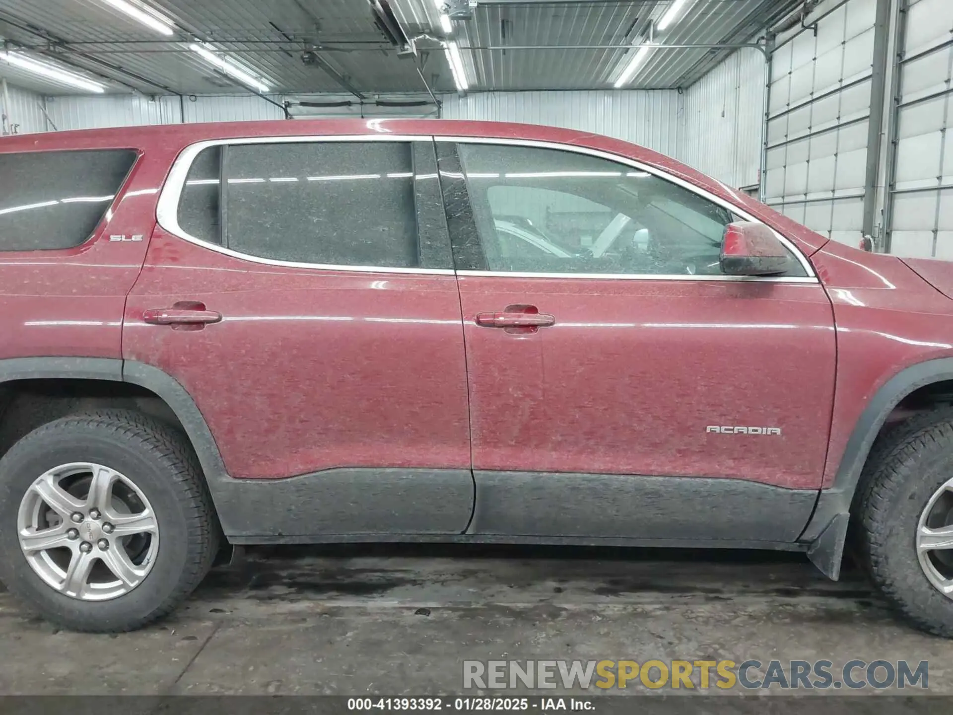 14 Photograph of a damaged car 1GKKNRLA6KZ247285 GMC ACADIA 2019