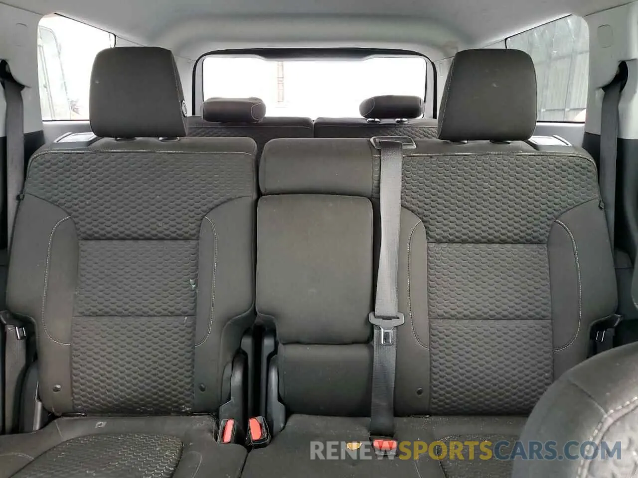10 Photograph of a damaged car 1GKKNRLA8KZ229726 GMC ACADIA 2019