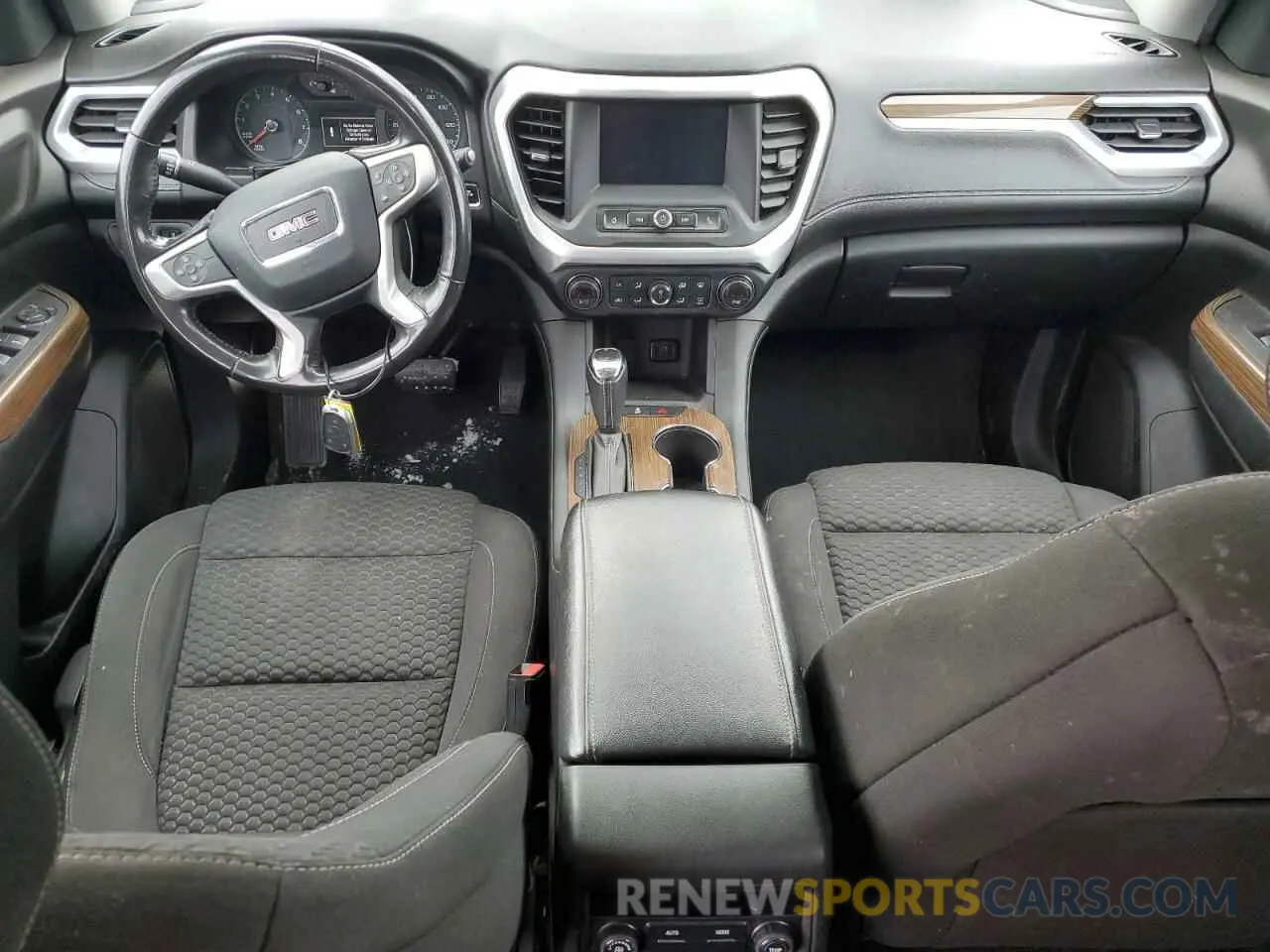 8 Photograph of a damaged car 1GKKNRLA8KZ229726 GMC ACADIA 2019