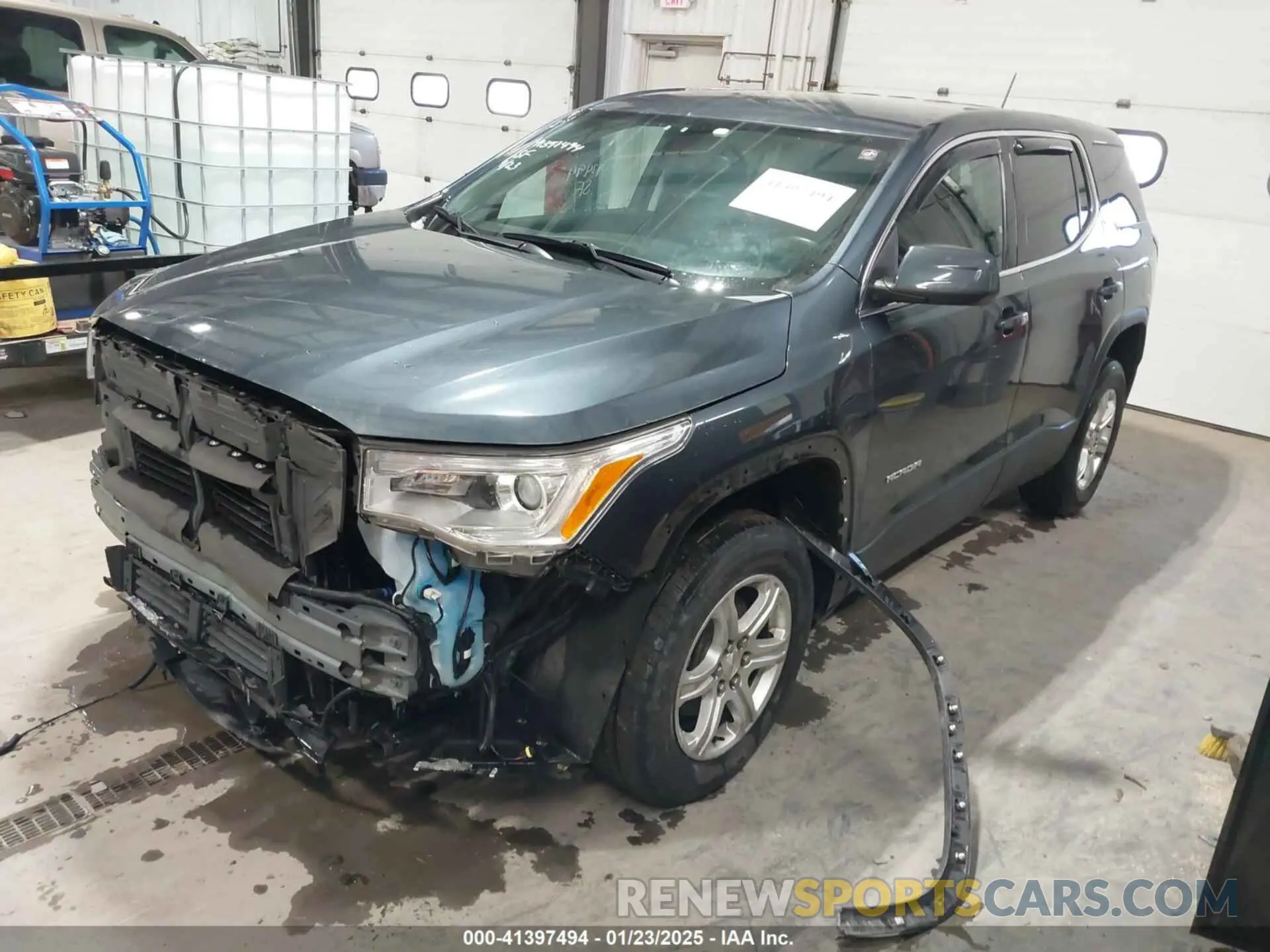 2 Photograph of a damaged car 1GKKNRLA9KZ298473 GMC ACADIA 2019