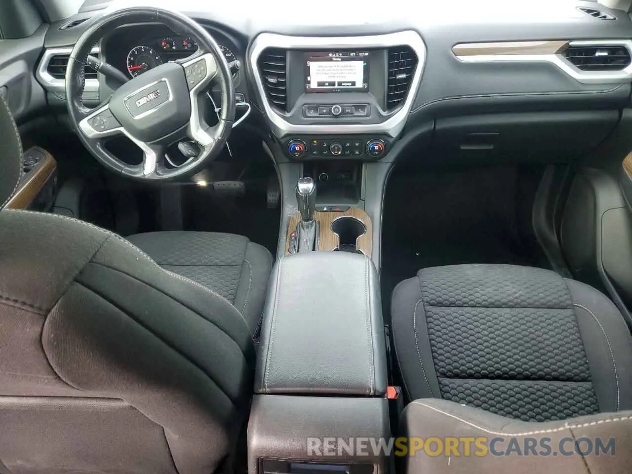 8 Photograph of a damaged car 1GKKNRLS0KZ193443 GMC ACADIA 2019