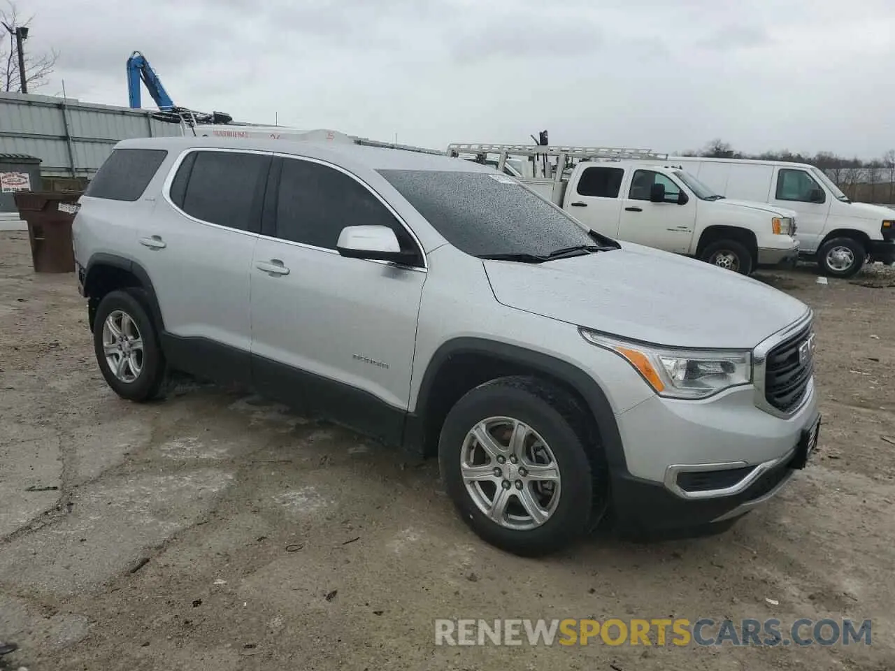 4 Photograph of a damaged car 1GKKNRLS4KZ143967 GMC ACADIA 2019