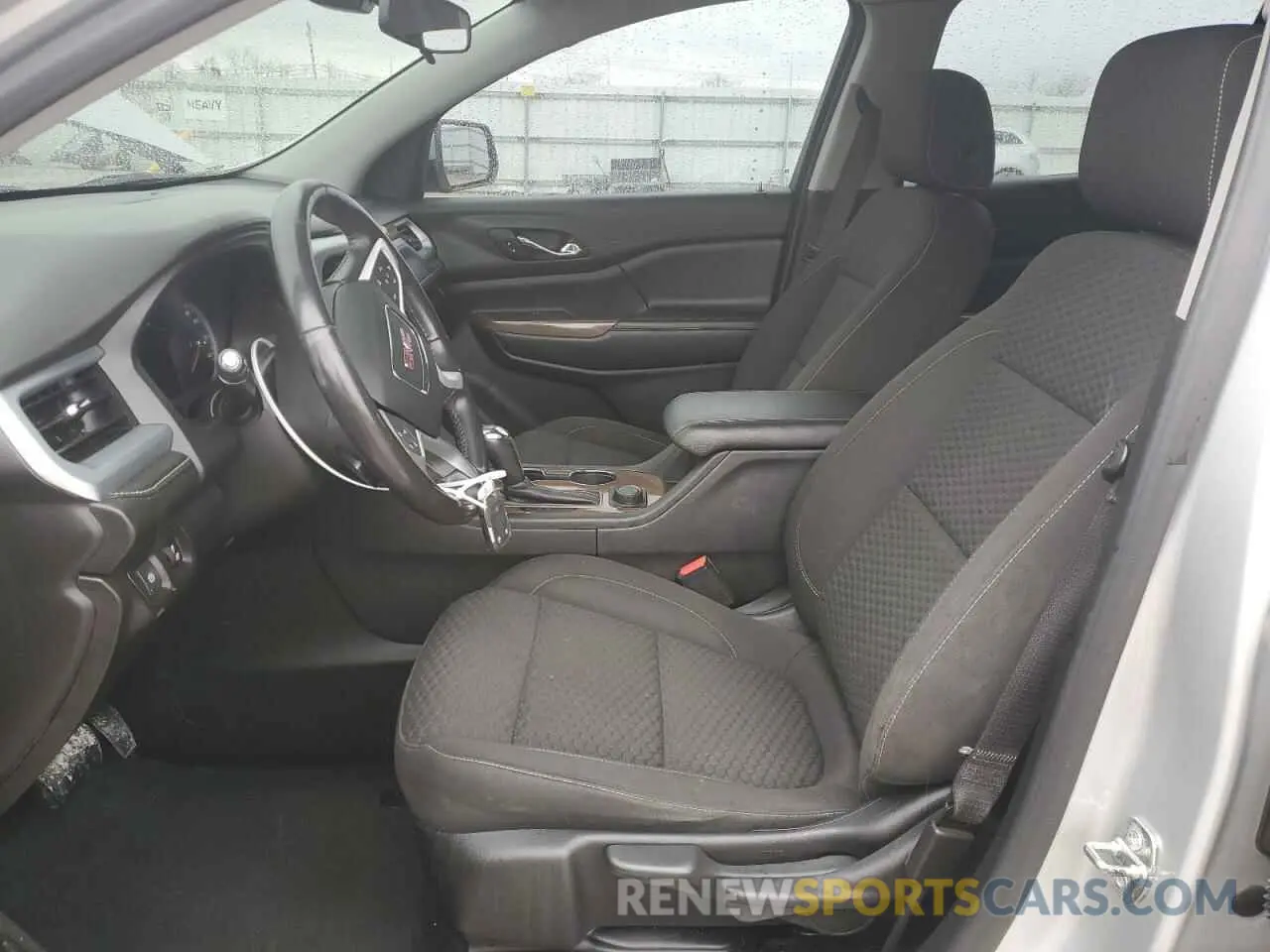 7 Photograph of a damaged car 1GKKNRLS4KZ143967 GMC ACADIA 2019