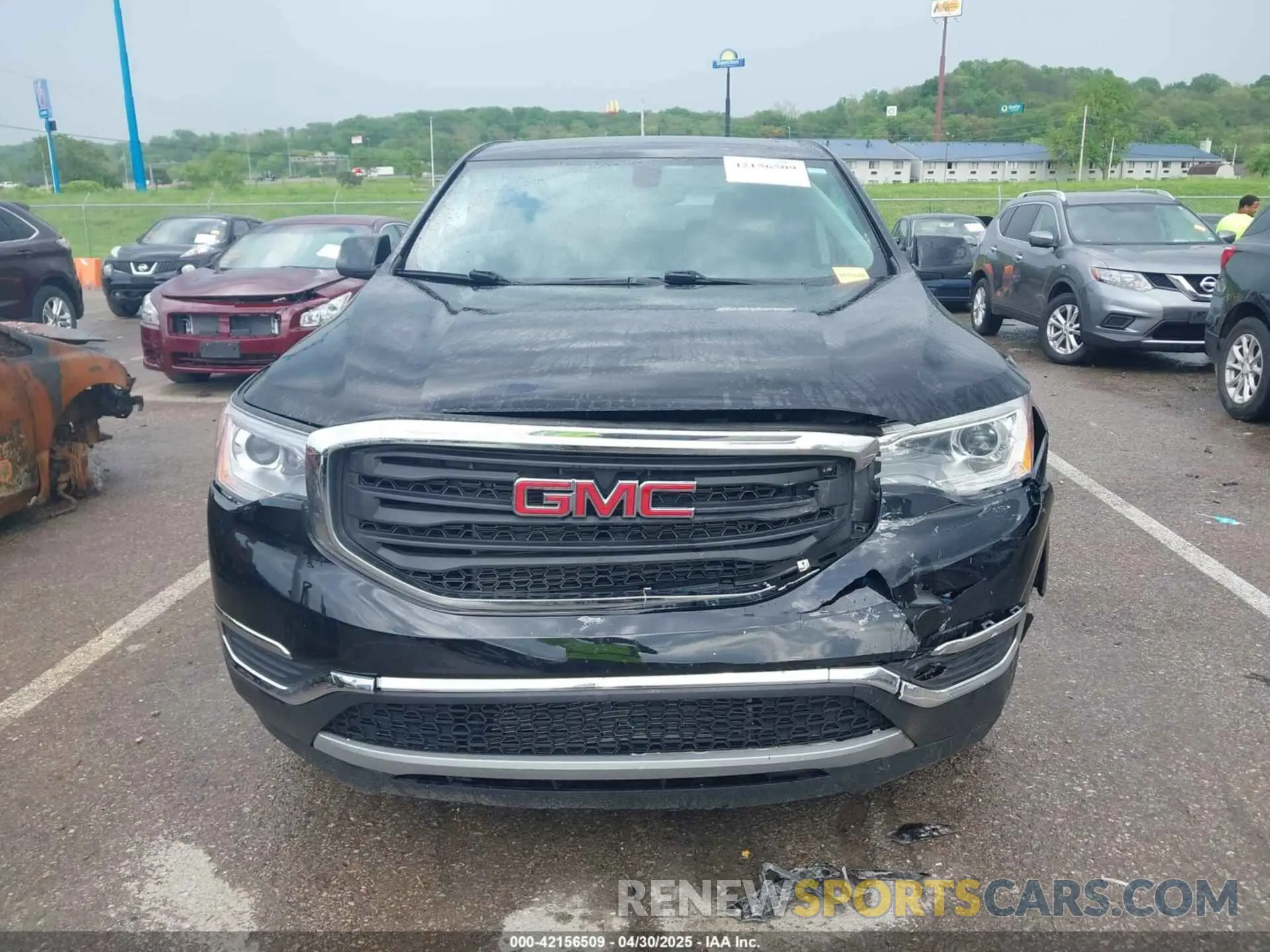 12 Photograph of a damaged car 1GKKNRLSXKZ147795 GMC ACADIA 2019