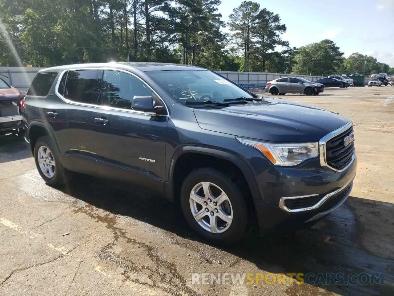 4 Photograph of a damaged car 1GKKNRLSXKZ225797 GMC ACADIA 2019