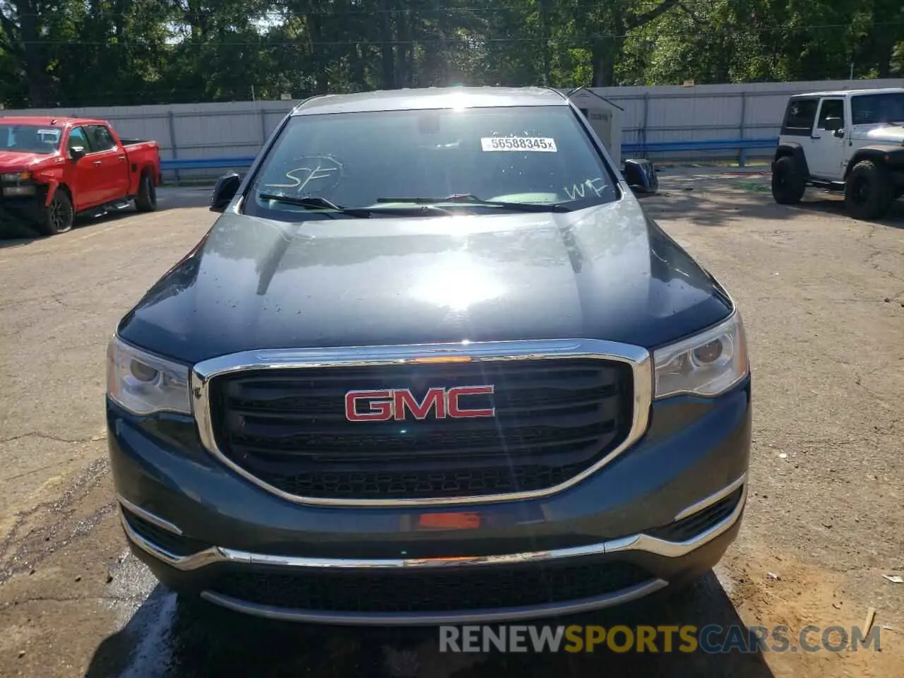 5 Photograph of a damaged car 1GKKNRLSXKZ225797 GMC ACADIA 2019