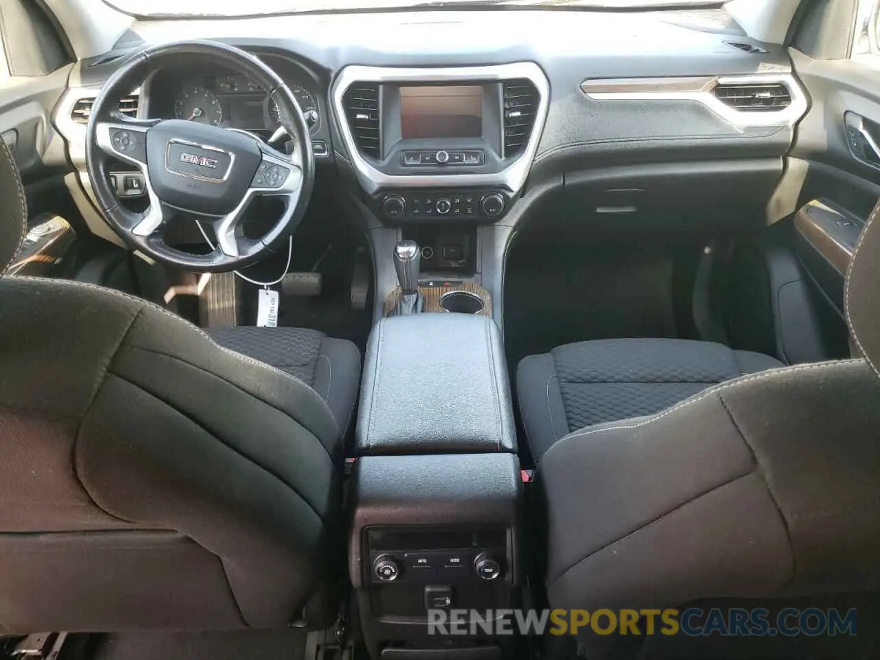 8 Photograph of a damaged car 1GKKNRLSXKZ225797 GMC ACADIA 2019